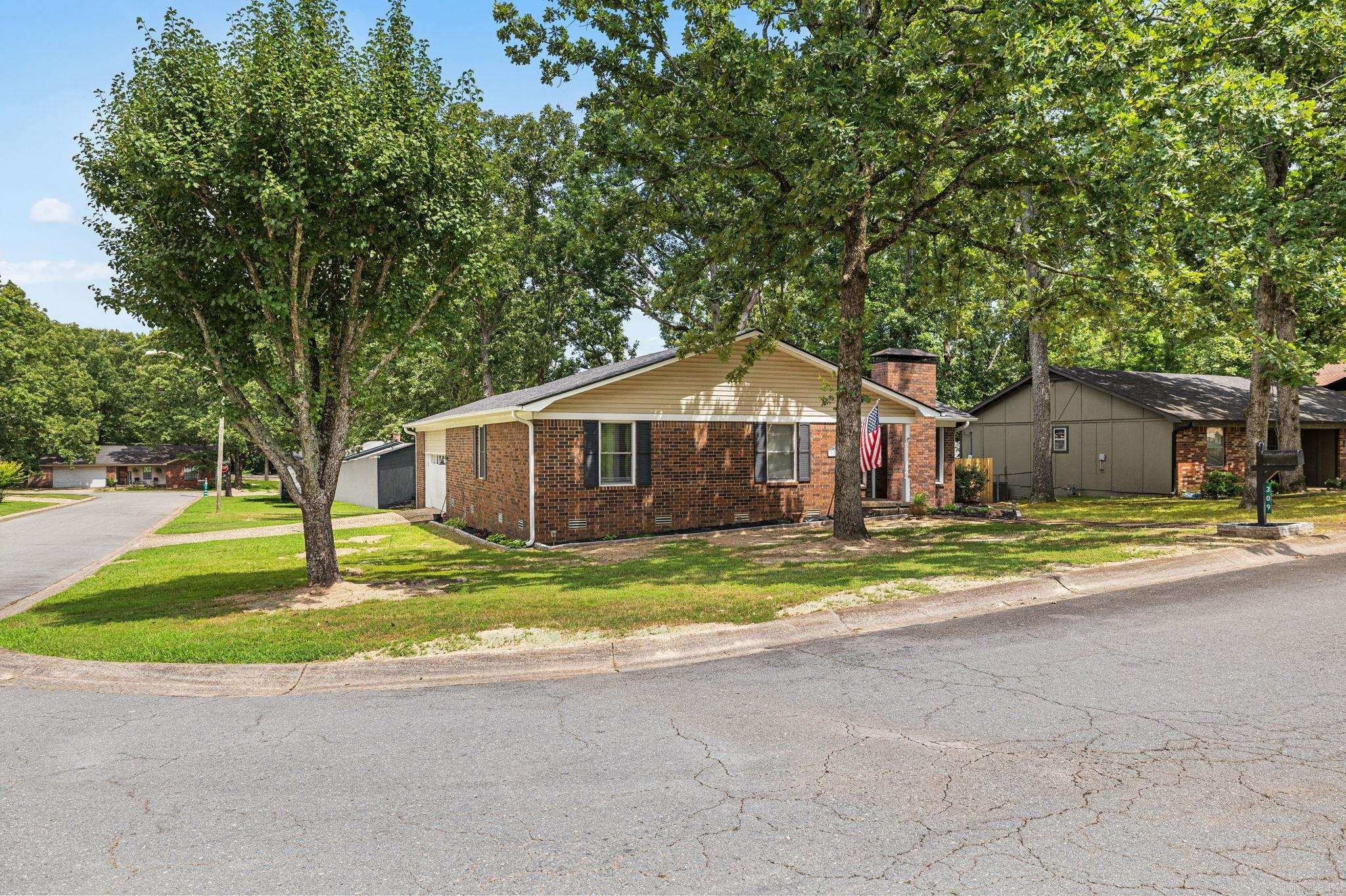 DEEREWOOD - Residential
