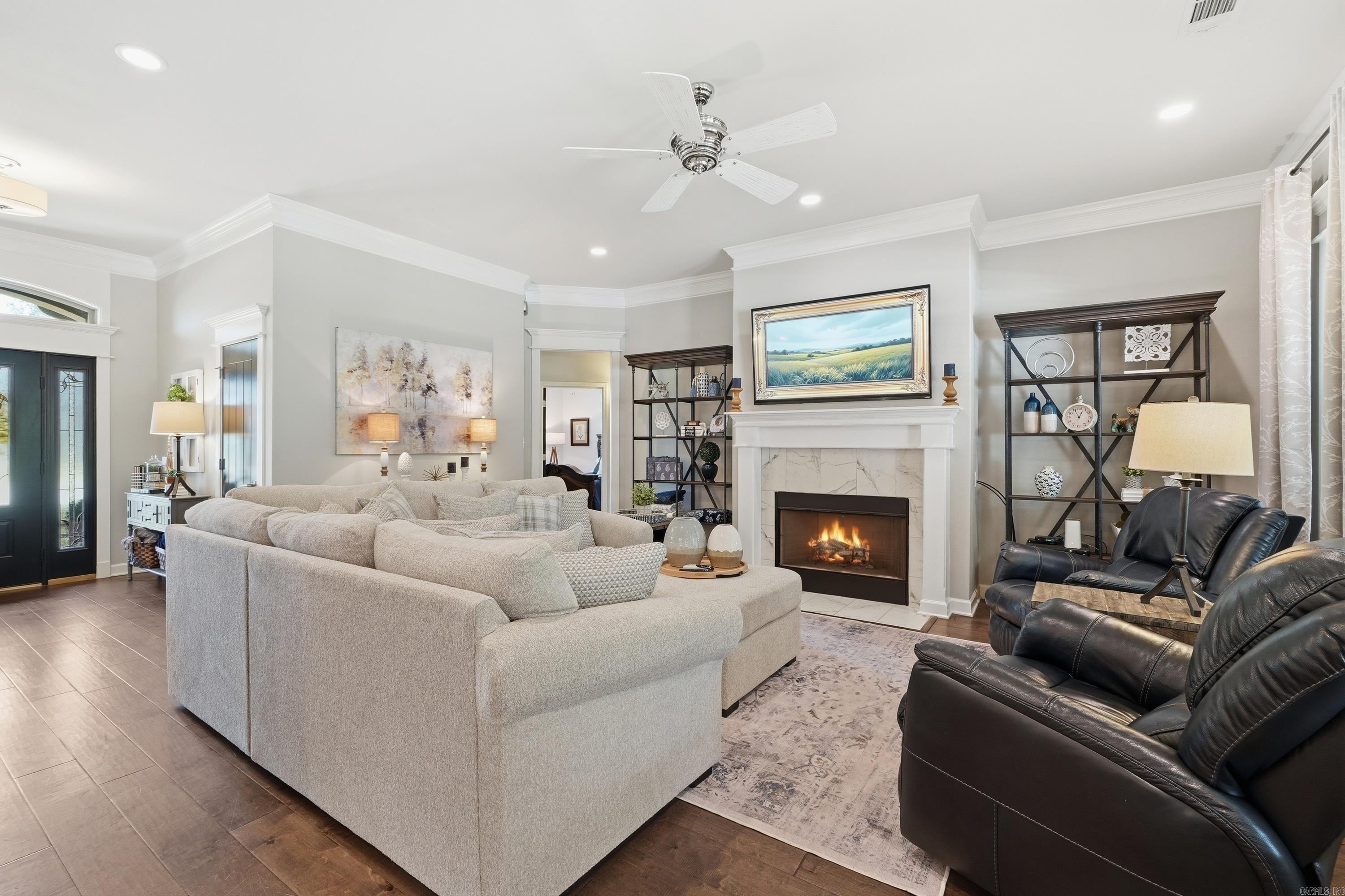 PLEASANT LAKE ESTATES - Residential