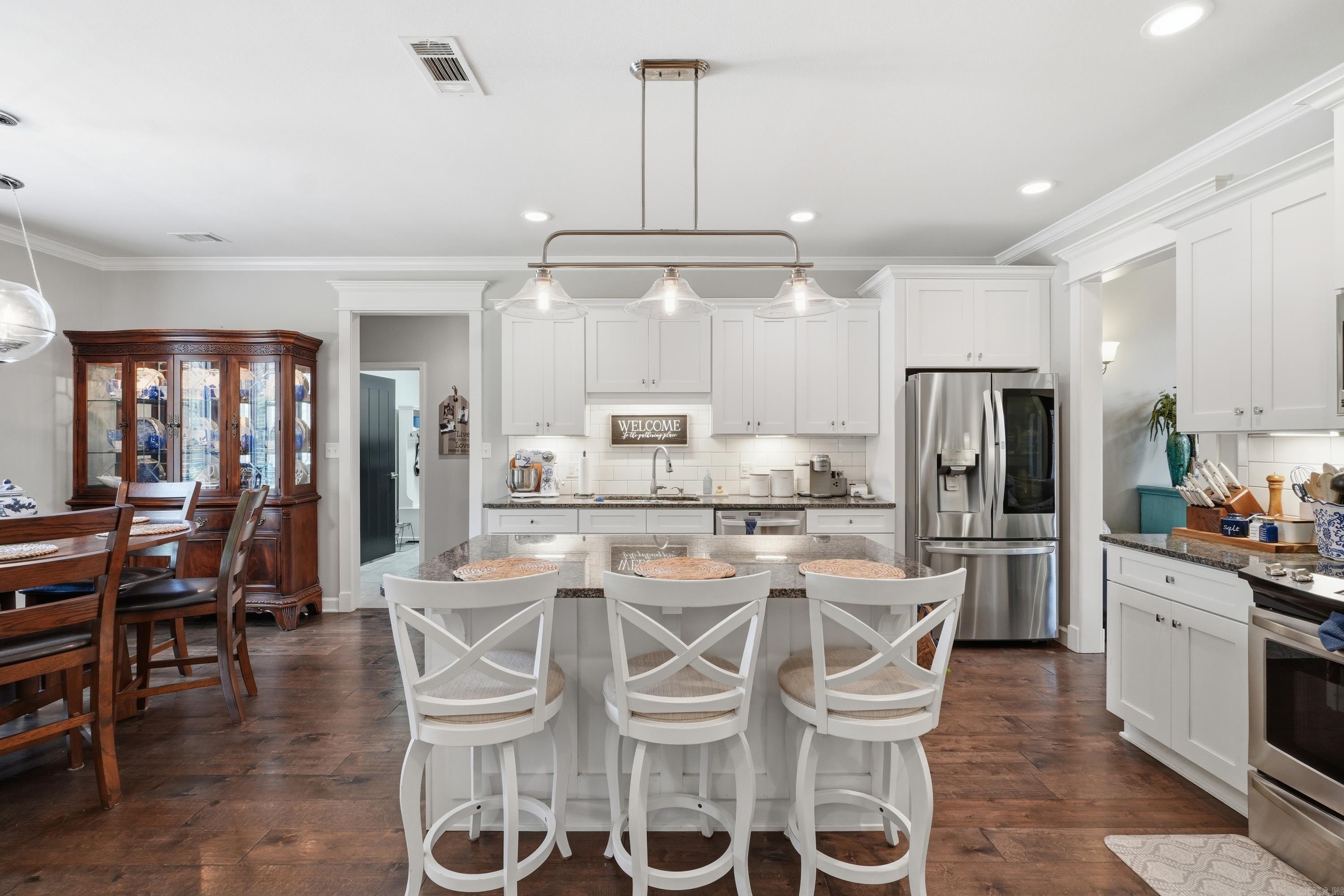 PLEASANT LAKE ESTATES - Residential