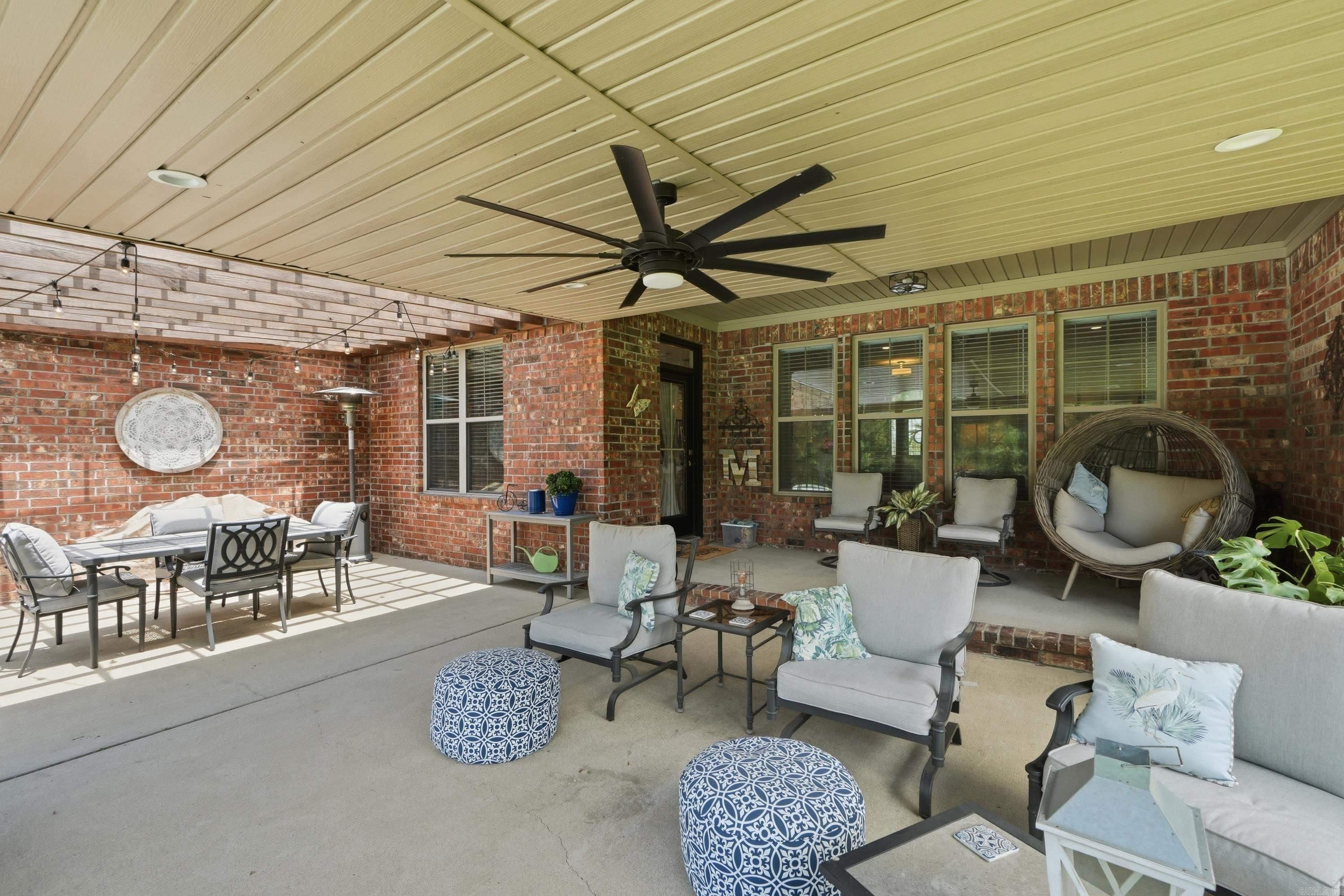 PLEASANT LAKE ESTATES - Residential