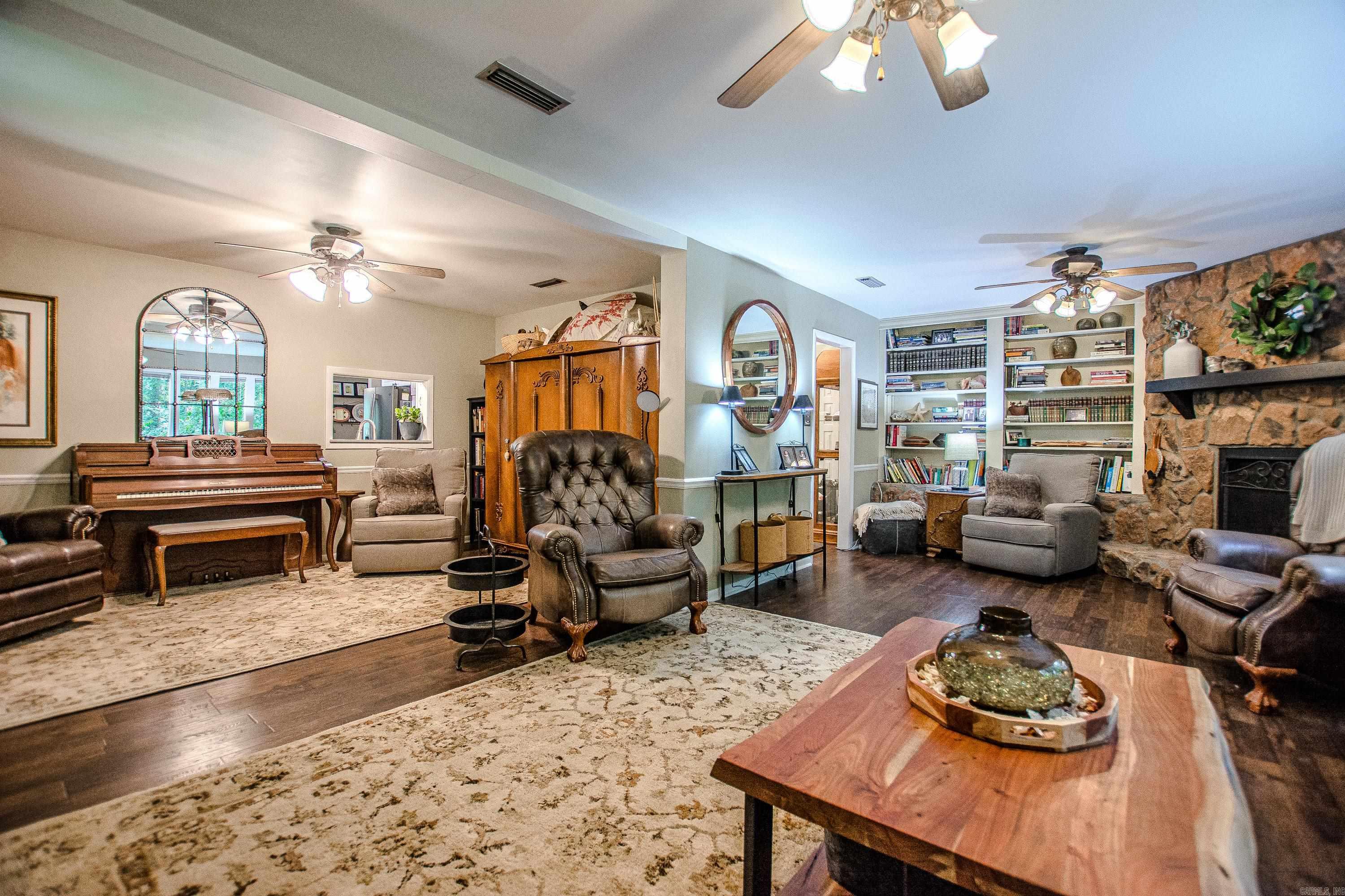 NORTH LYNNWOOD - Residential