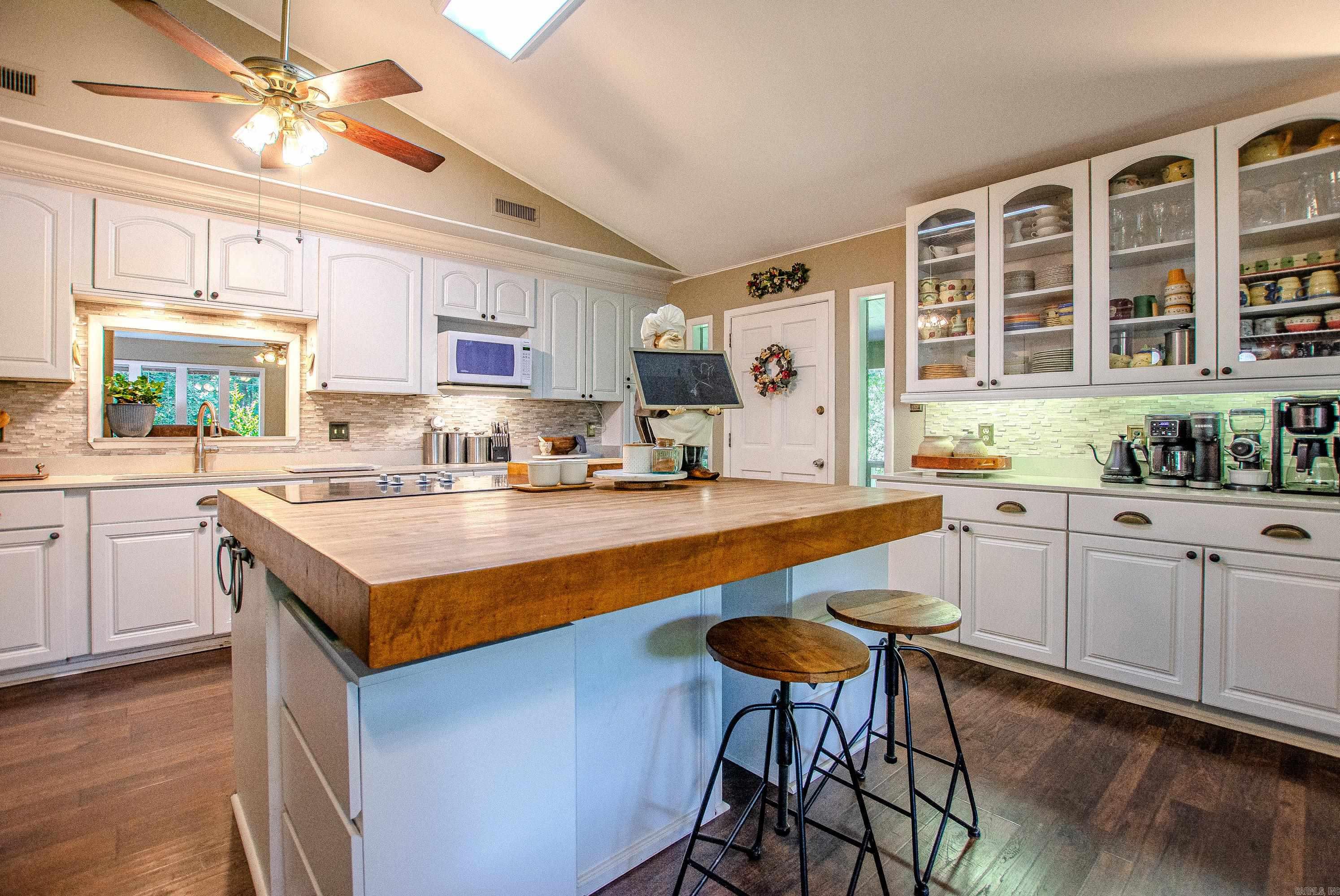 NORTH LYNNWOOD - Residential