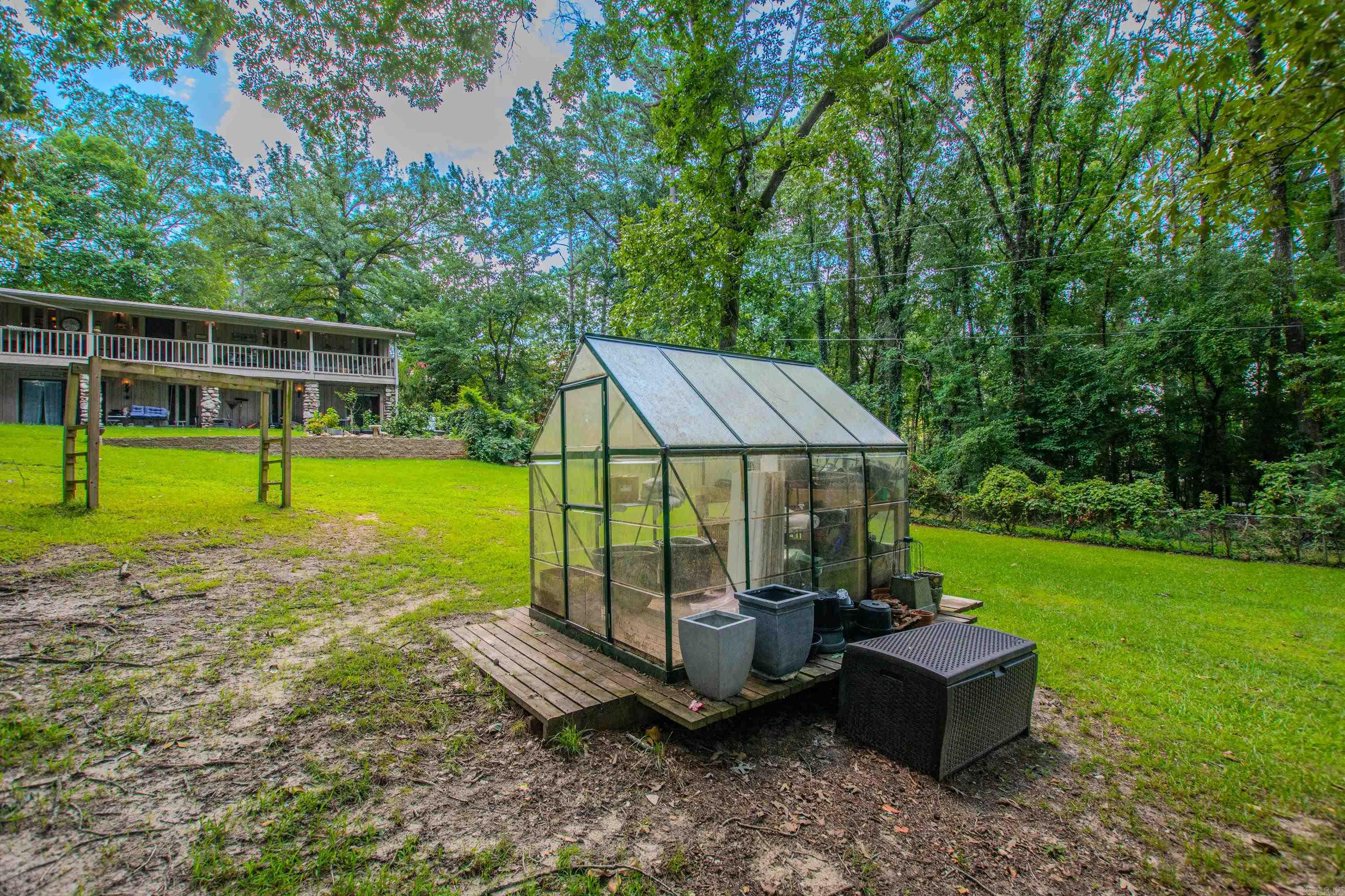 NORTH LYNNWOOD - Residential