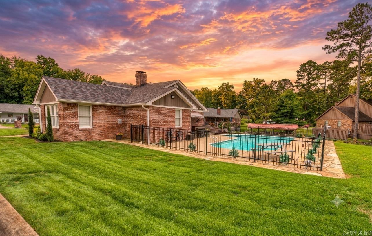 WATERS EDGE - Residential