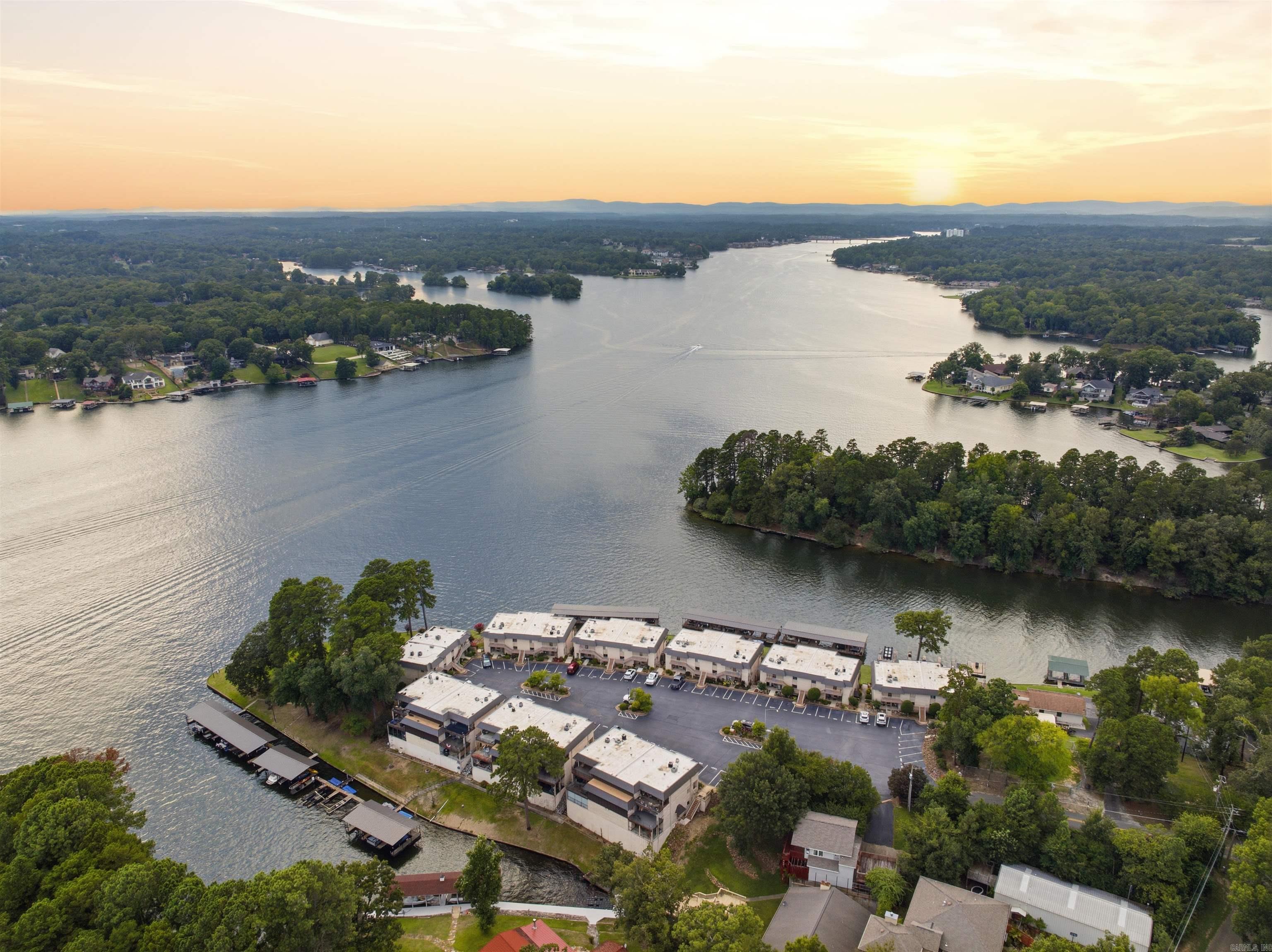 TWIN POINTS HPR - Residential