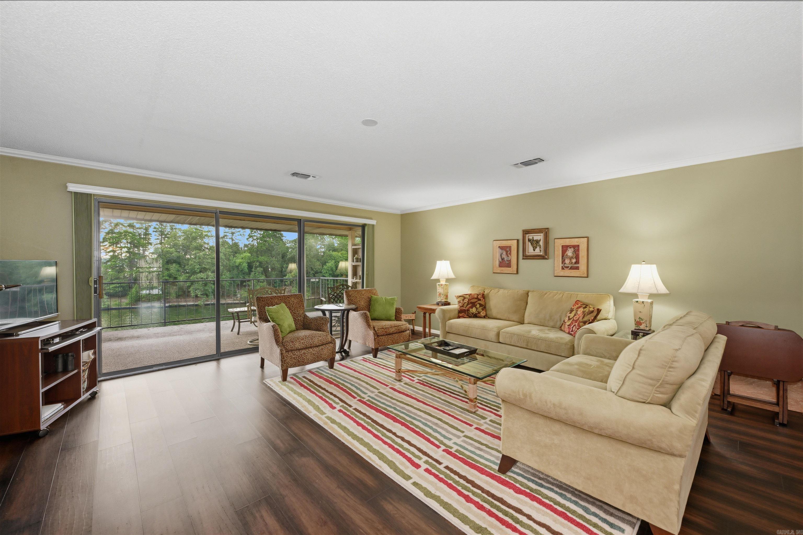 TWIN POINTS HPR - Residential