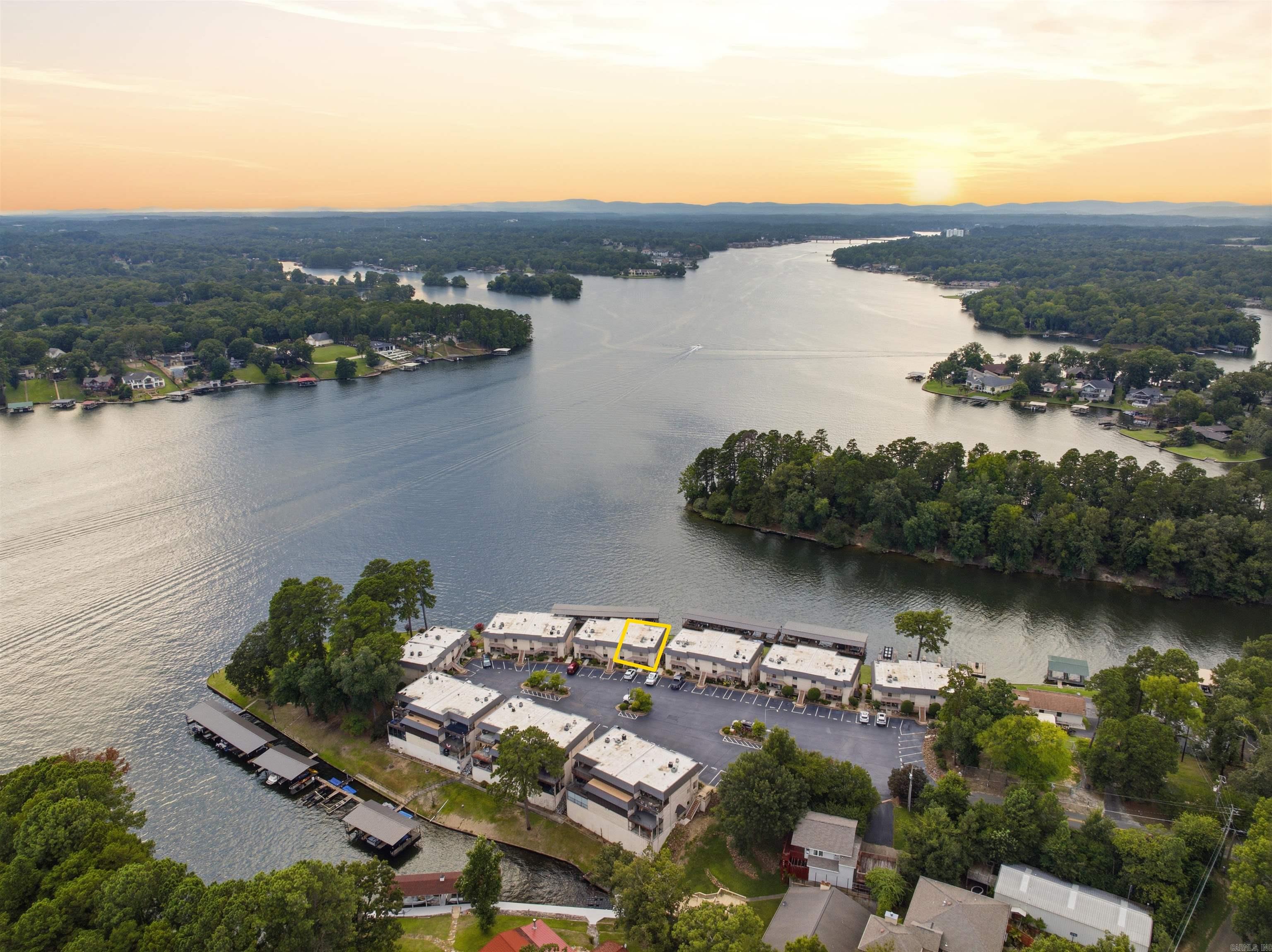 TWIN POINTS HPR - Residential