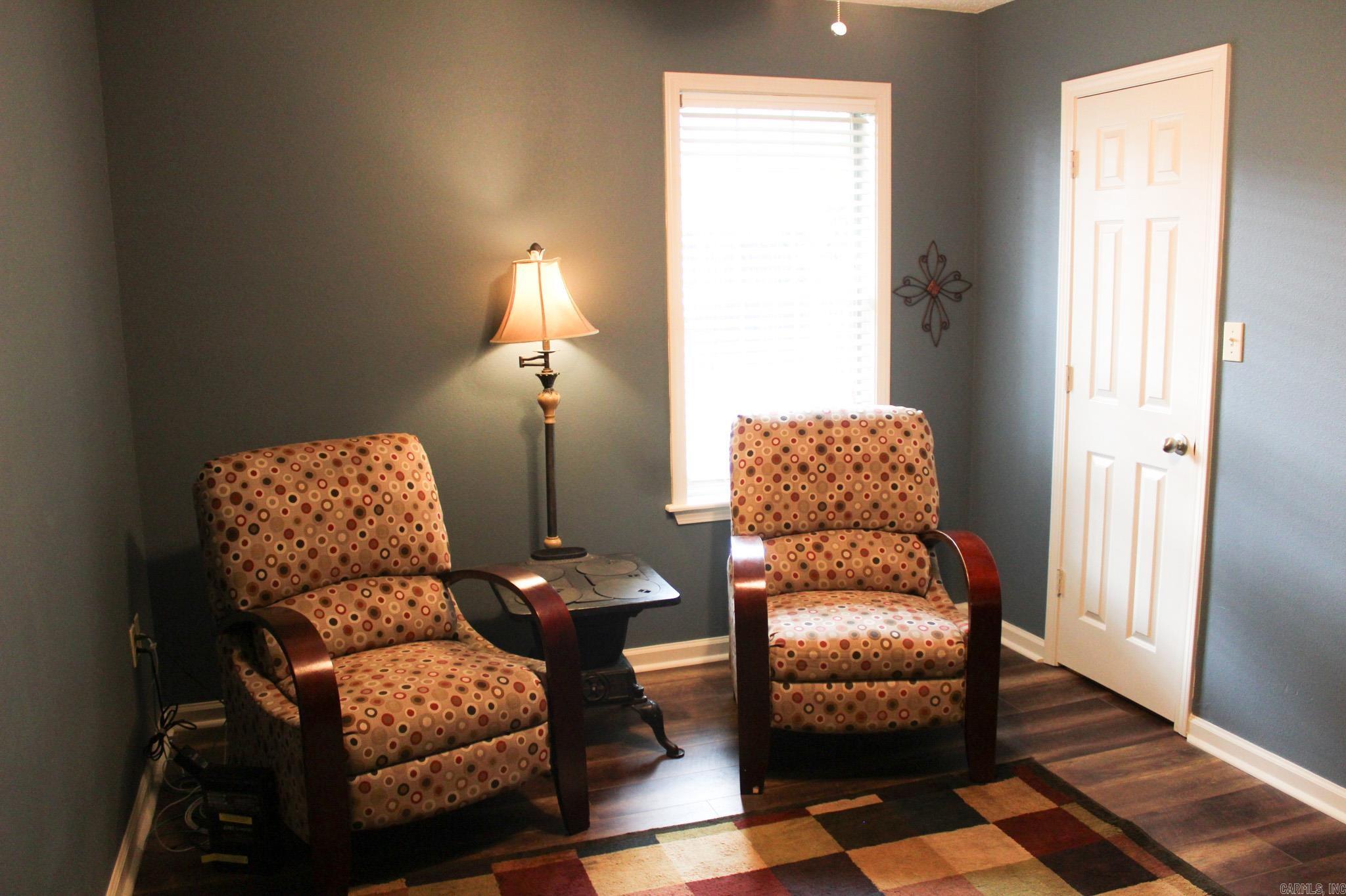 FIELDS FARM - Residential