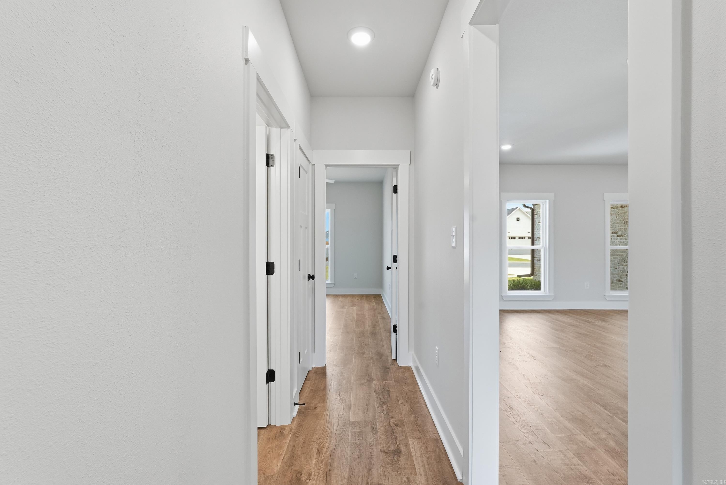 EAST MEADOW - Residential