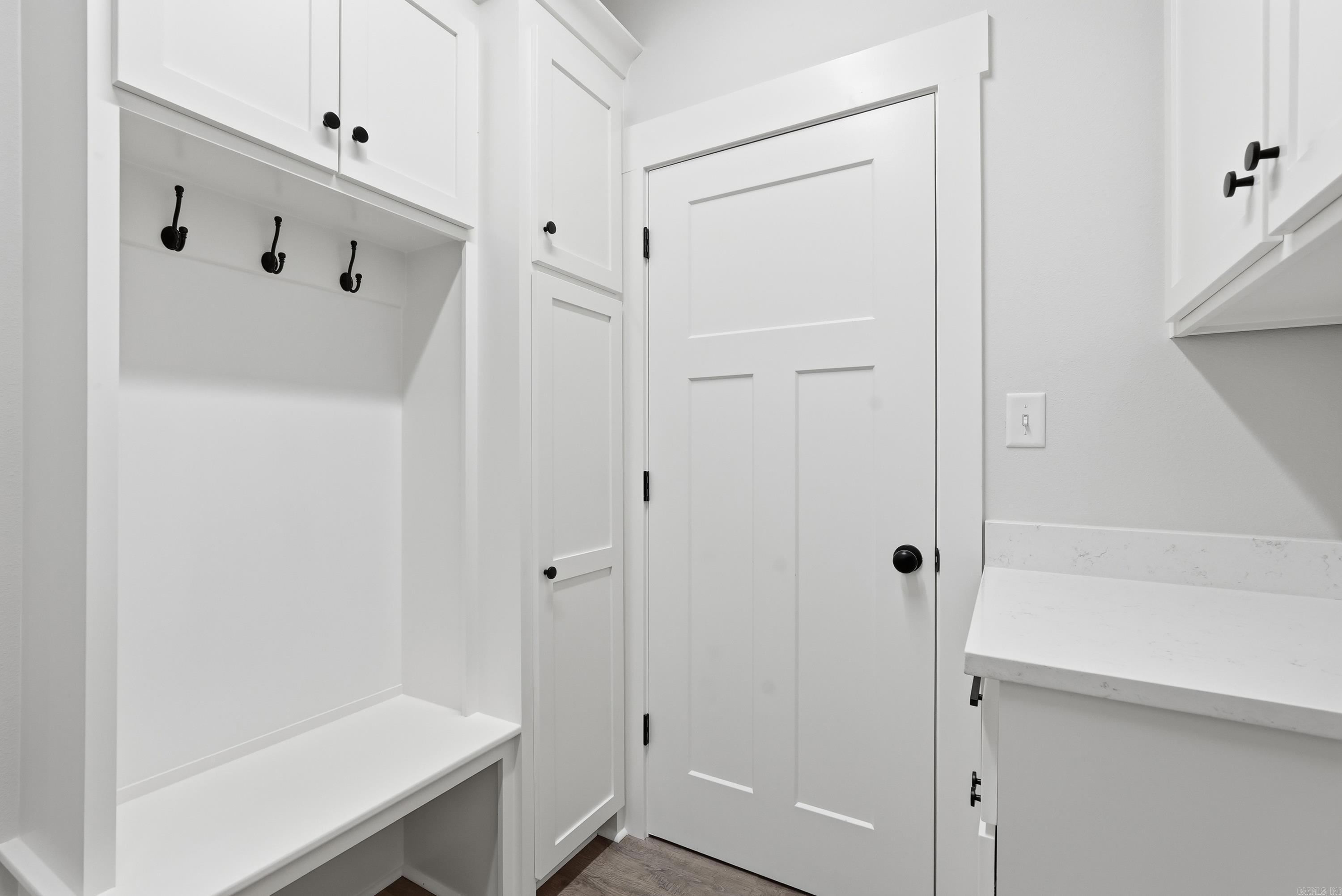 EAST MEADOW - Residential