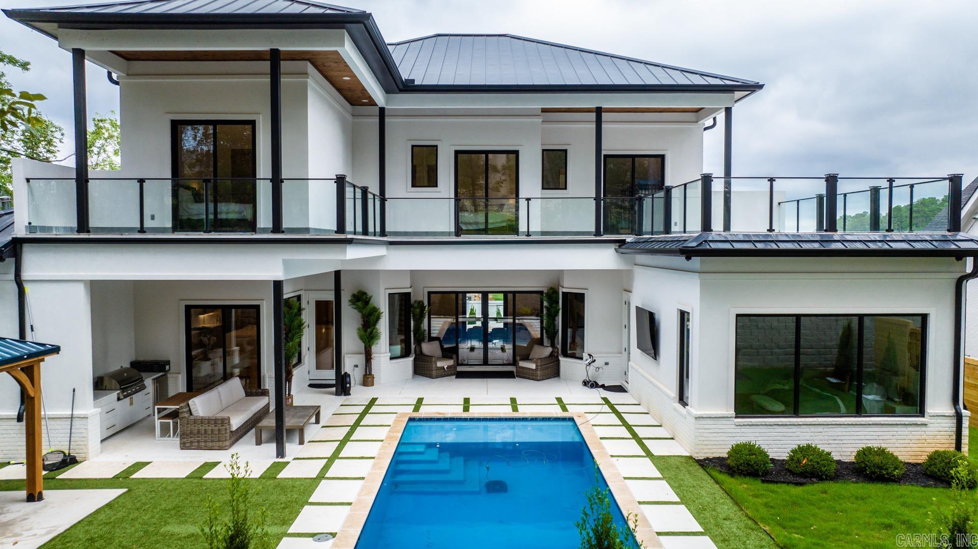 CHENAL VALLEY "FALSTONE COURT" - Residential