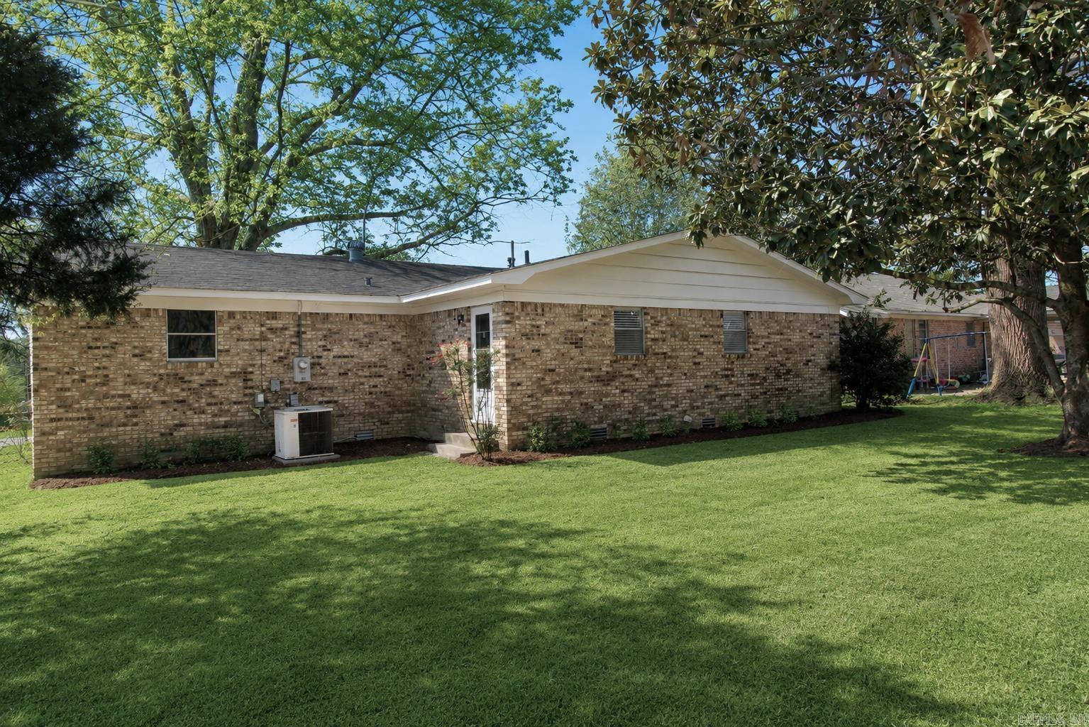 ORIGINAL TOWN OF SHERIDAN - Residential