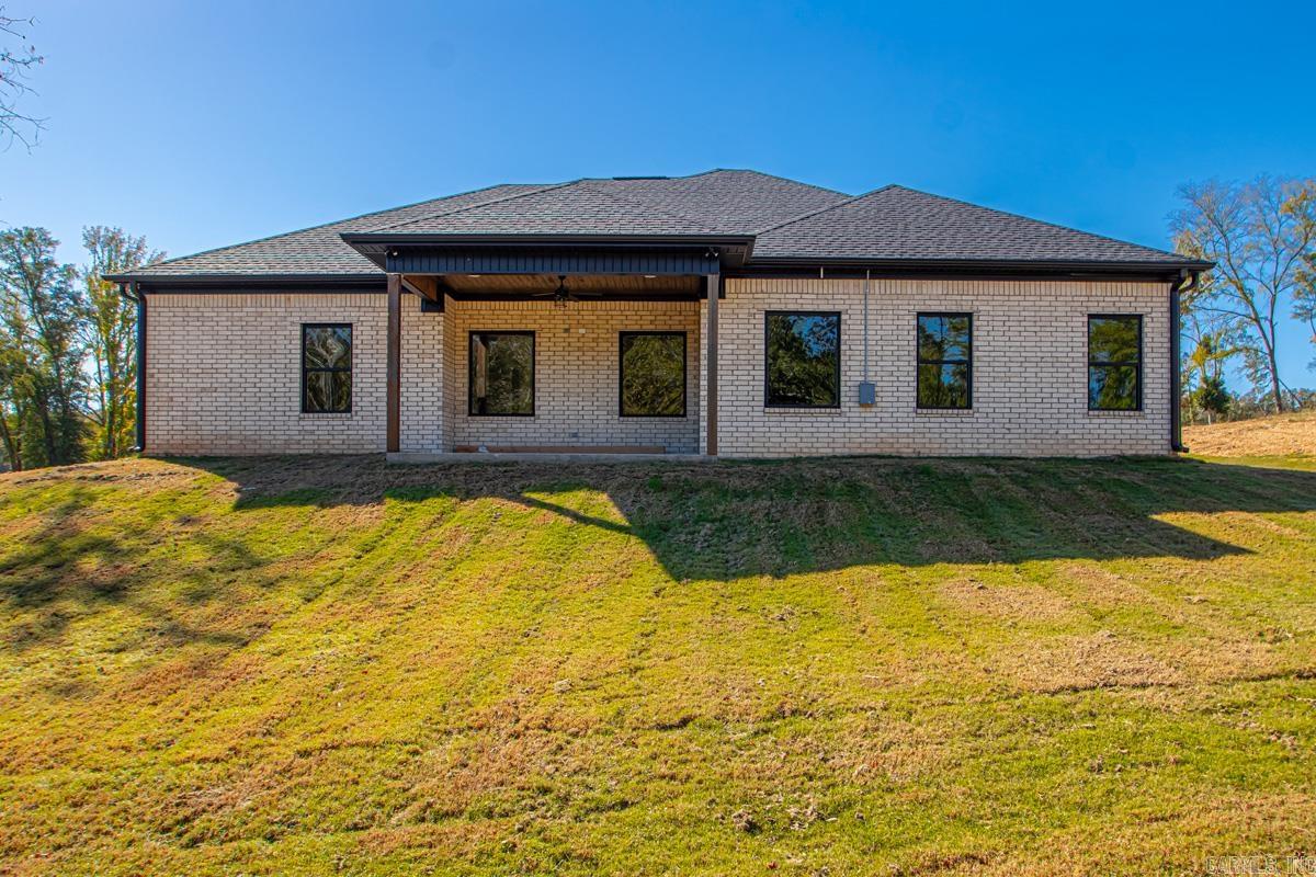 WINCHESTER ESTATES - Residential