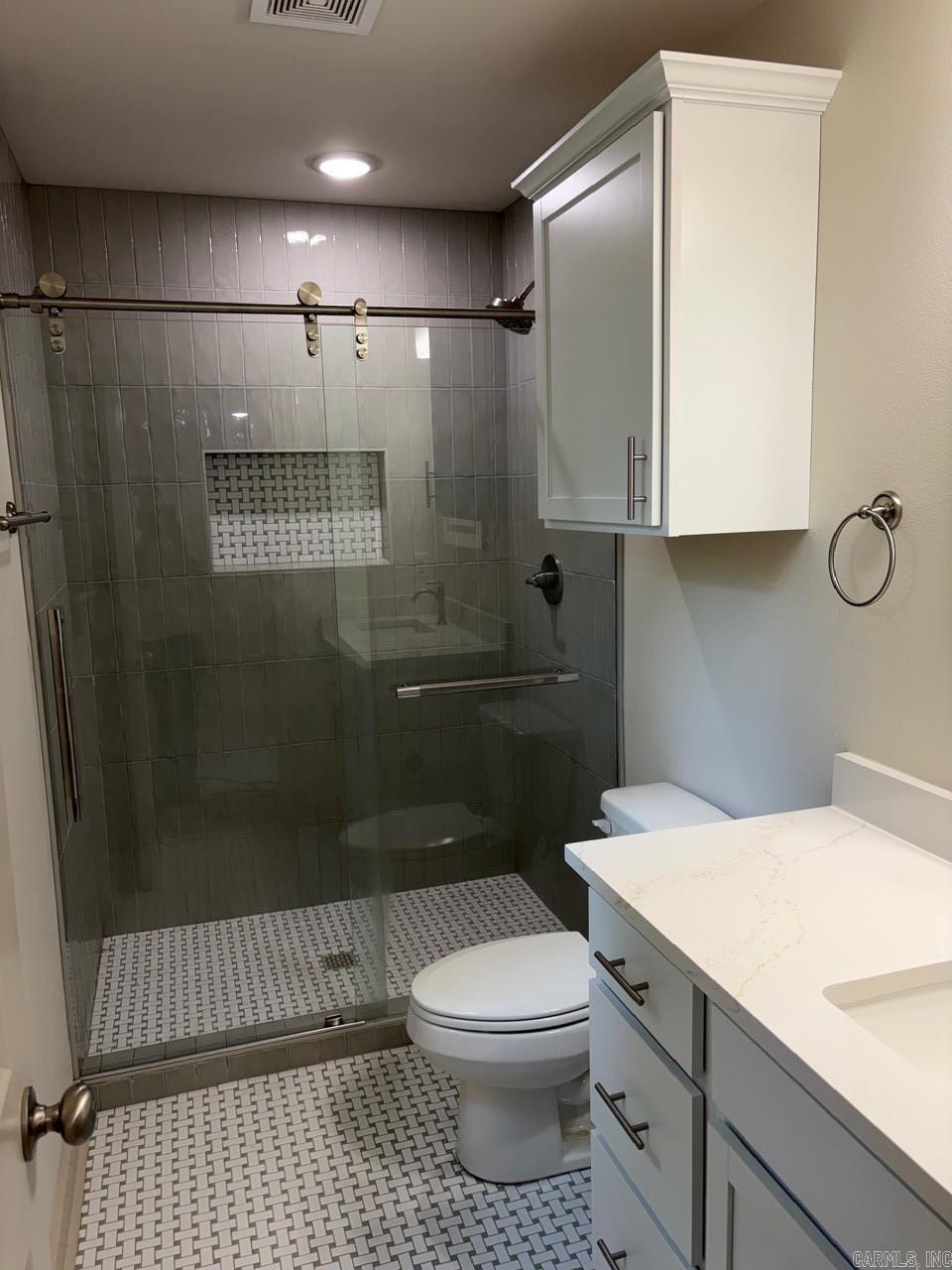 LEAWOOD MTN - Residential