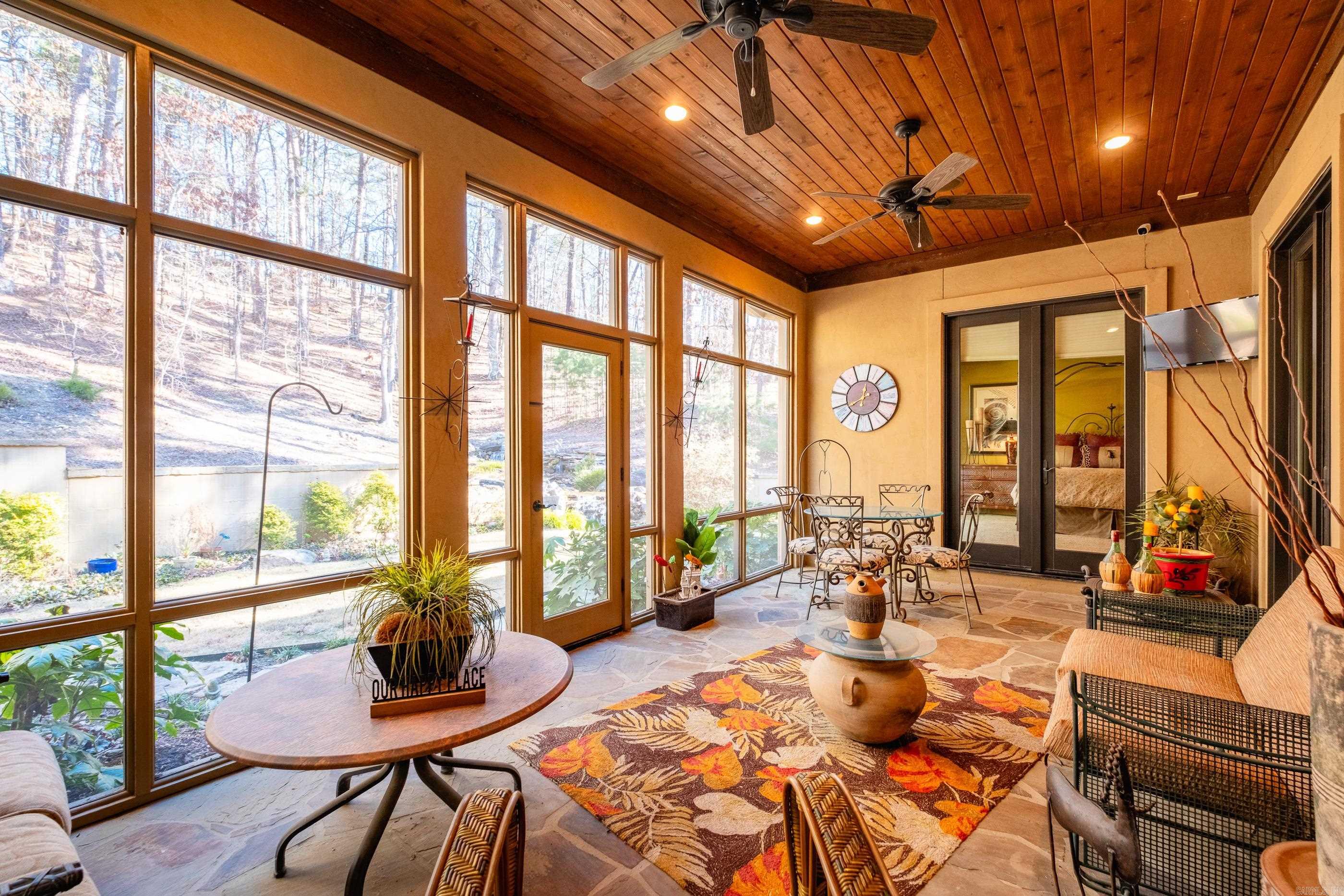 CHENAL DOWNS - Residential