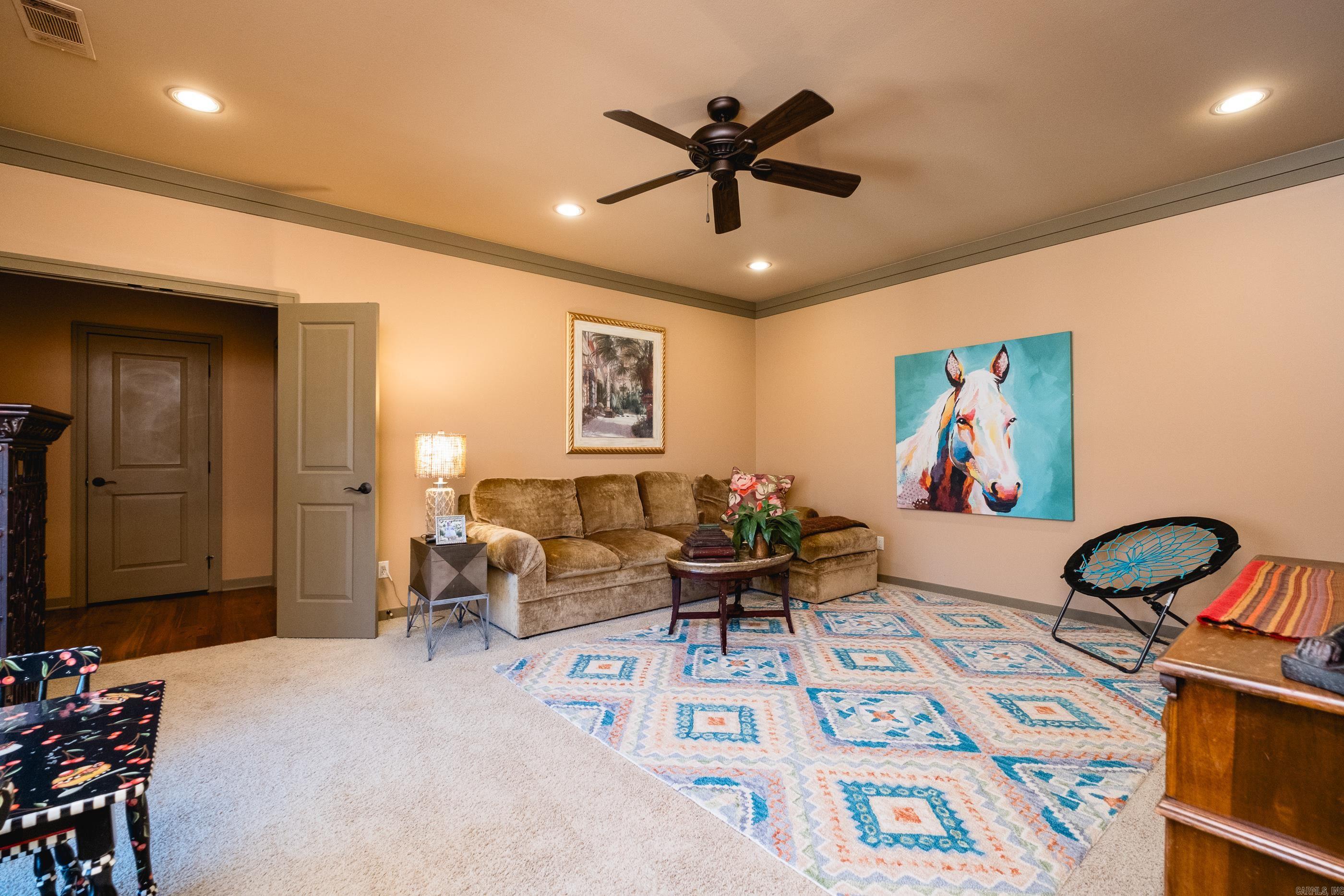 CHENAL DOWNS - Residential