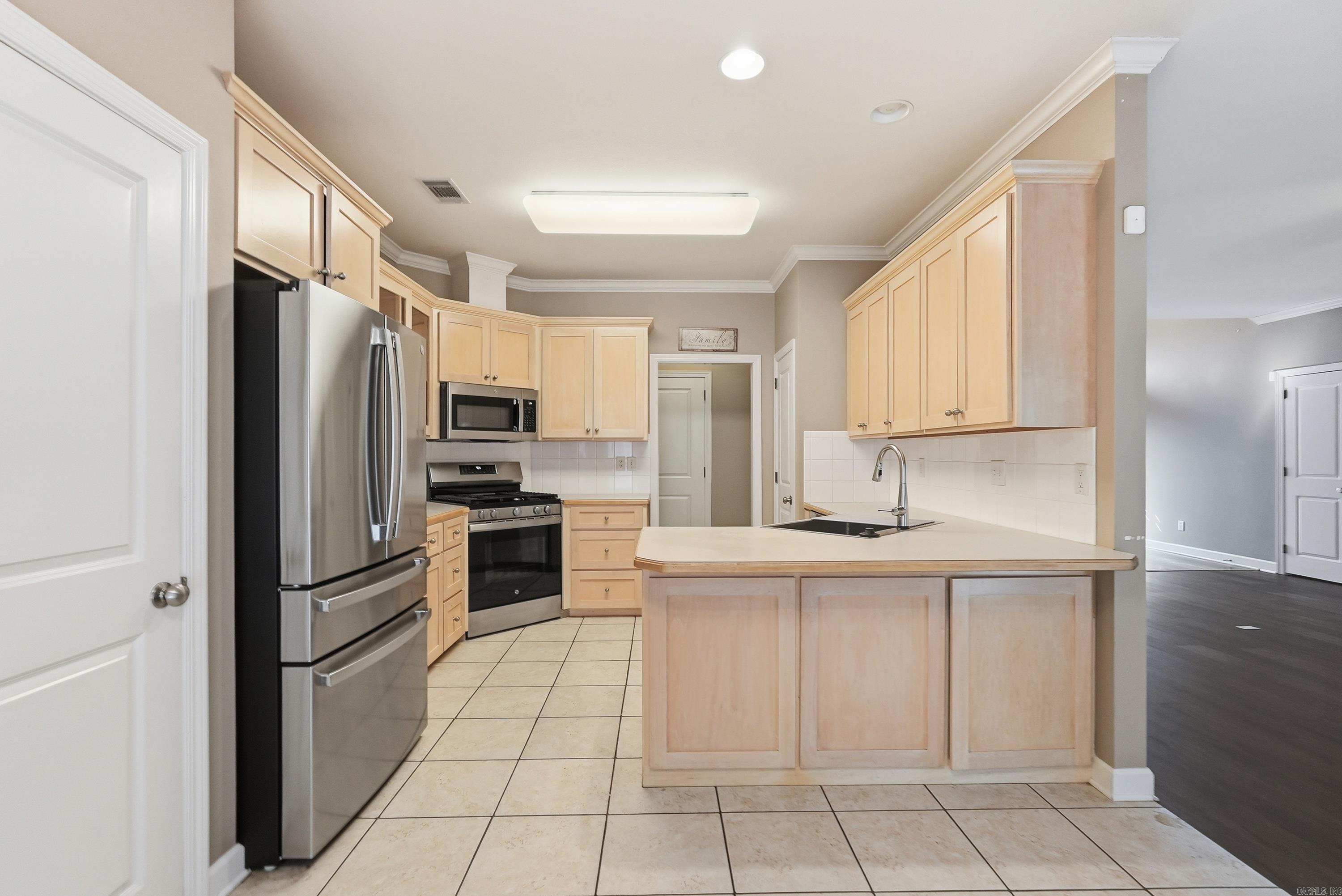 HIDDEN CREEK ADDN - Residential
