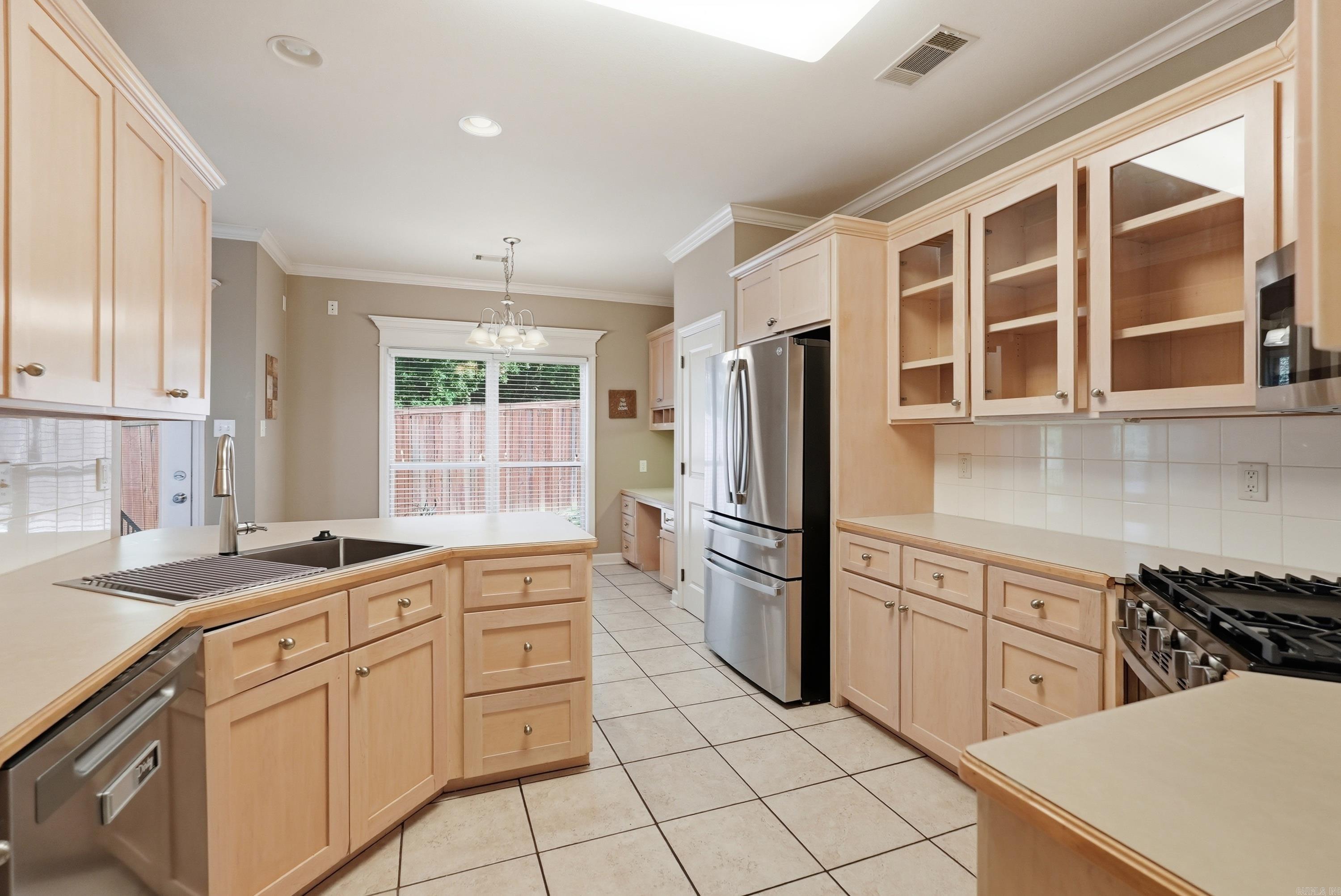 HIDDEN CREEK ADDN - Residential