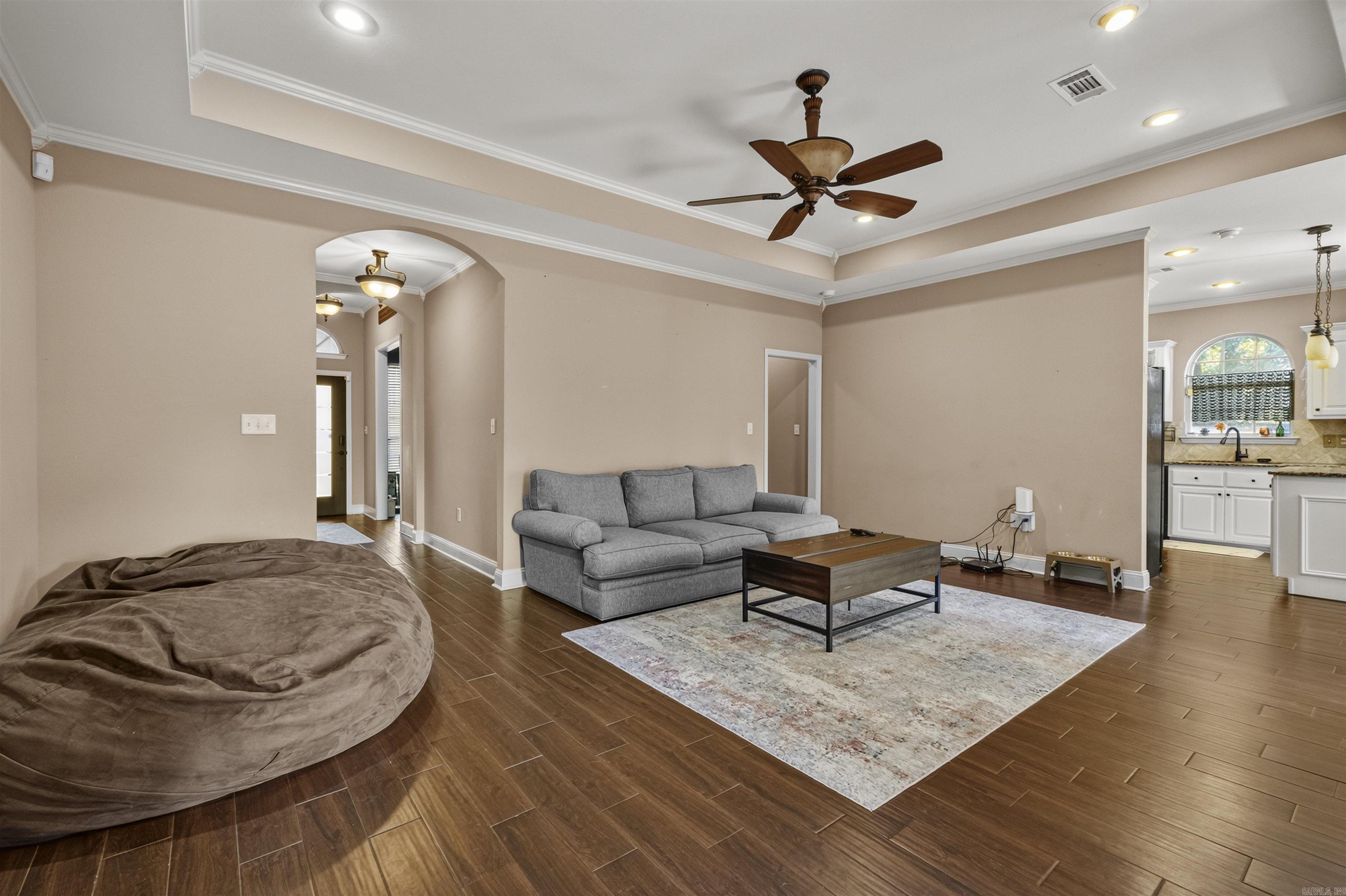 BASE MEADOWS ADDN - Residential