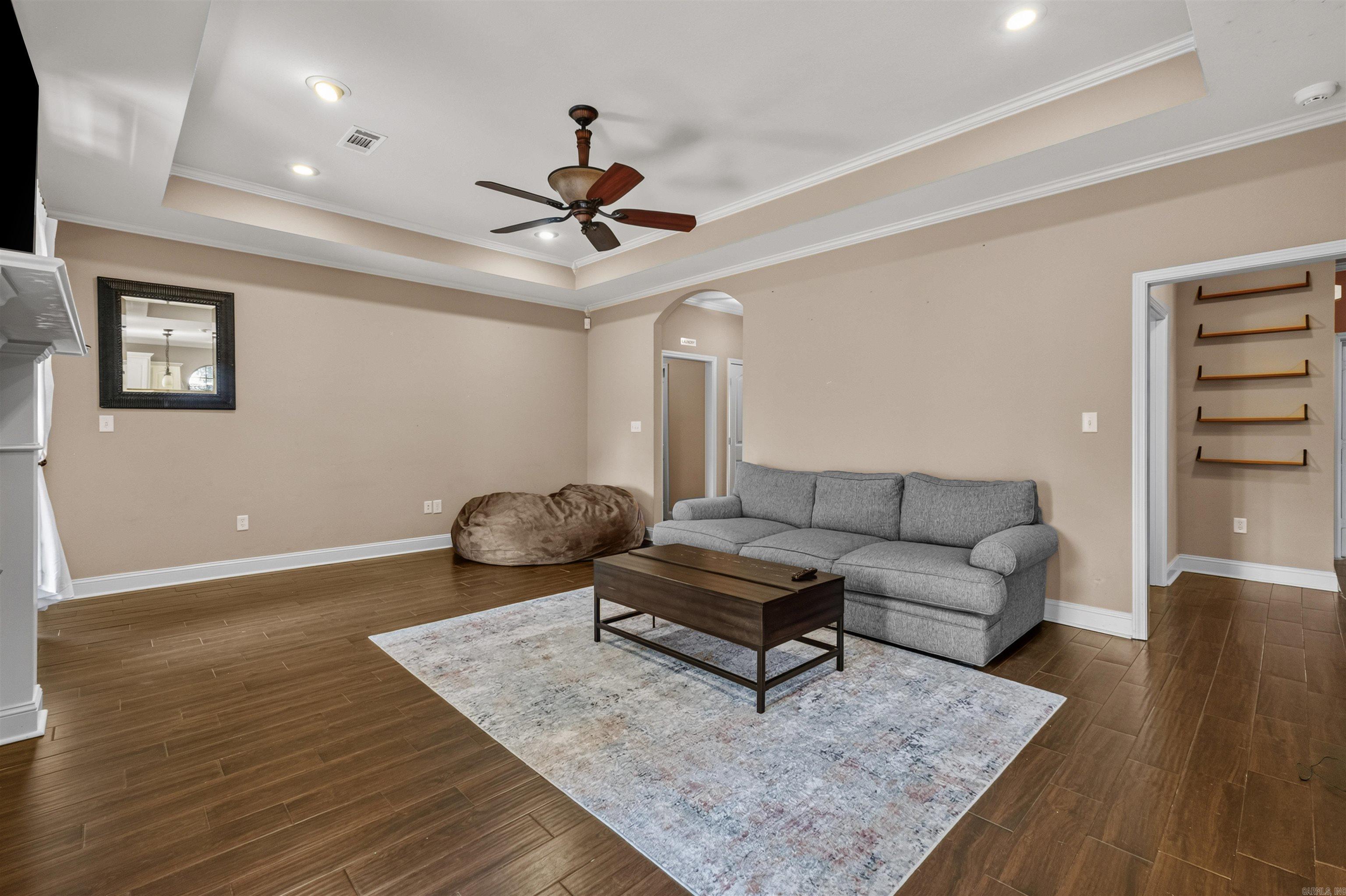 BASE MEADOWS ADDN - Residential