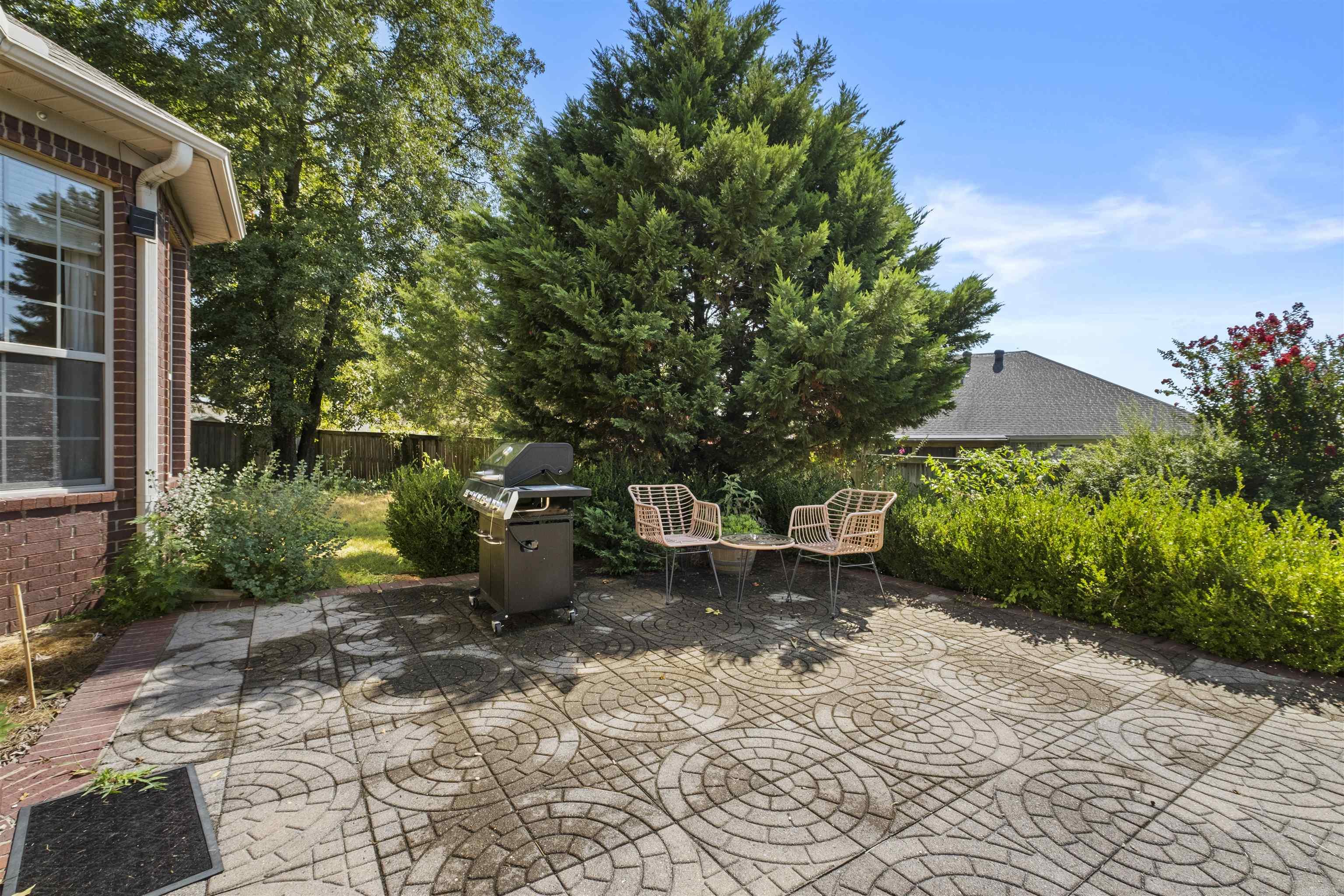 BASE MEADOWS ADDN - Residential