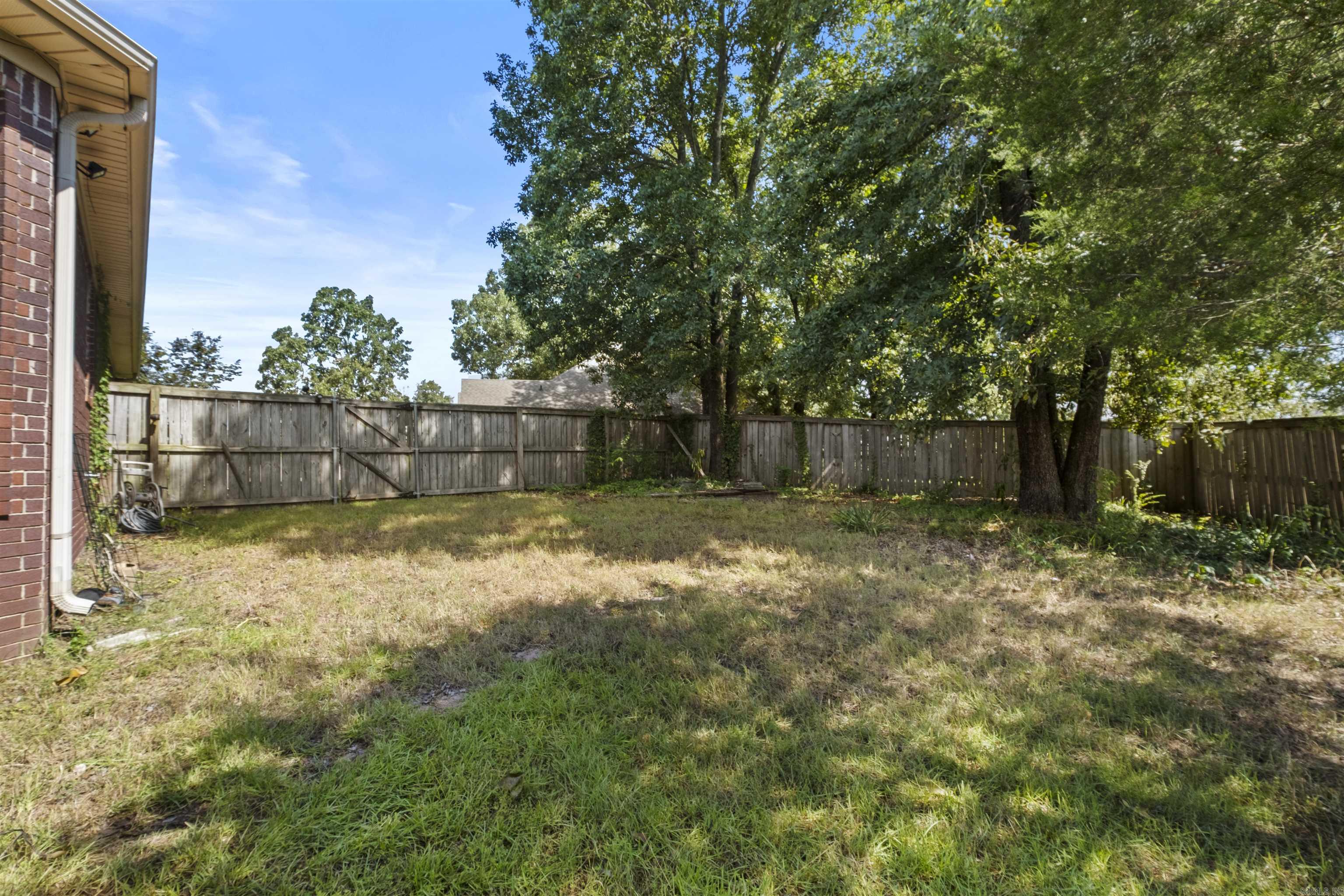 BASE MEADOWS ADDN - Residential
