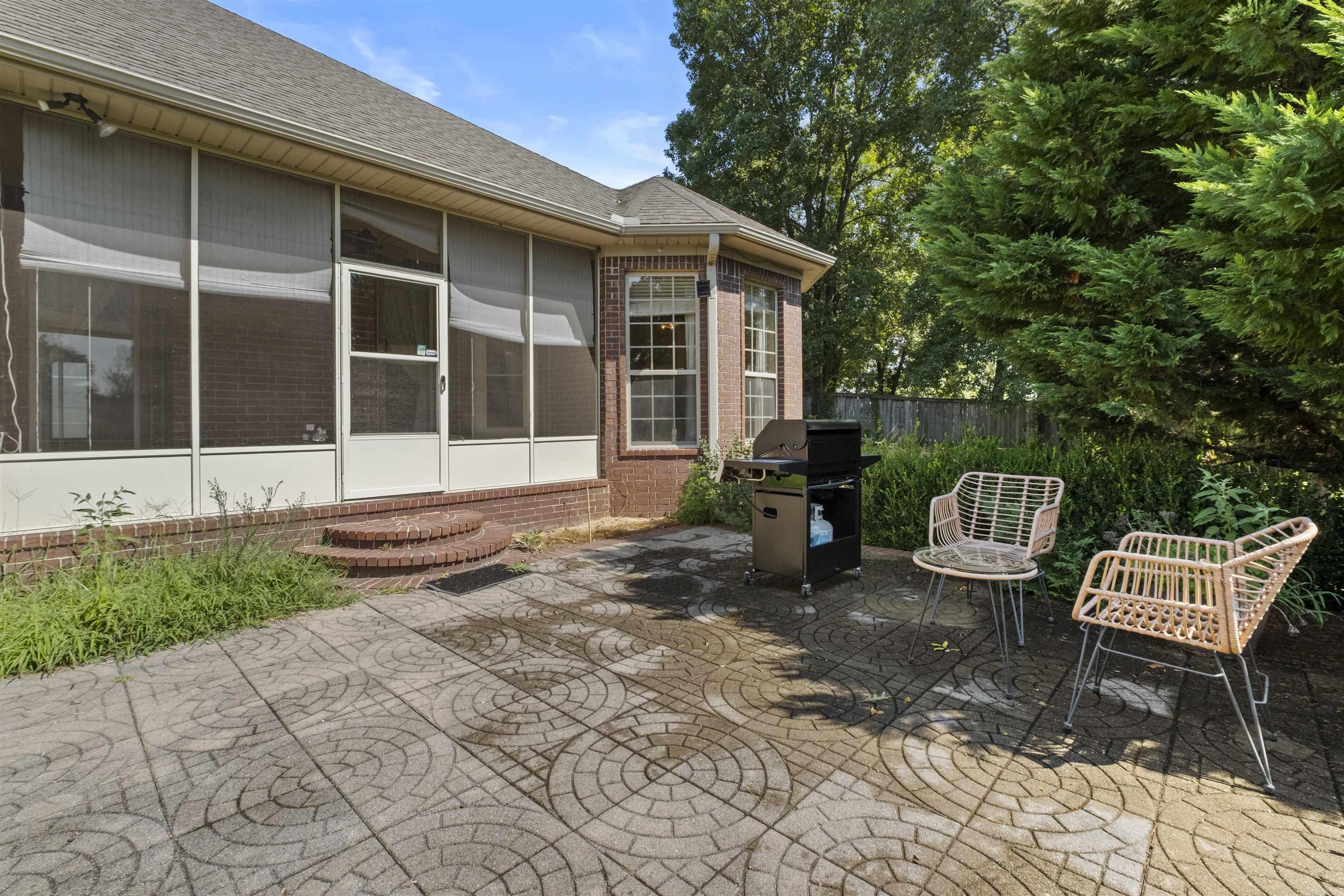 BASE MEADOWS ADDN - Residential
