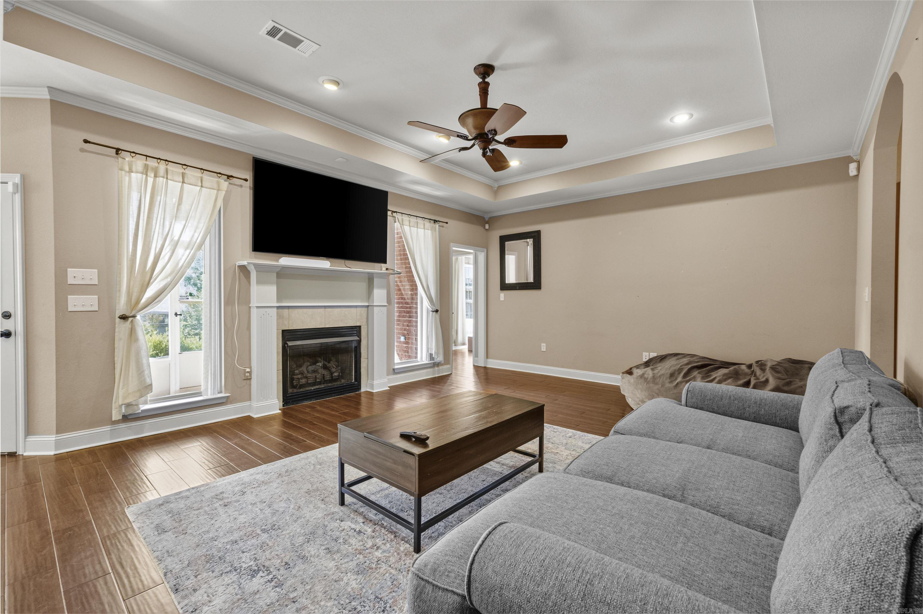 BASE MEADOWS ADDN - Residential