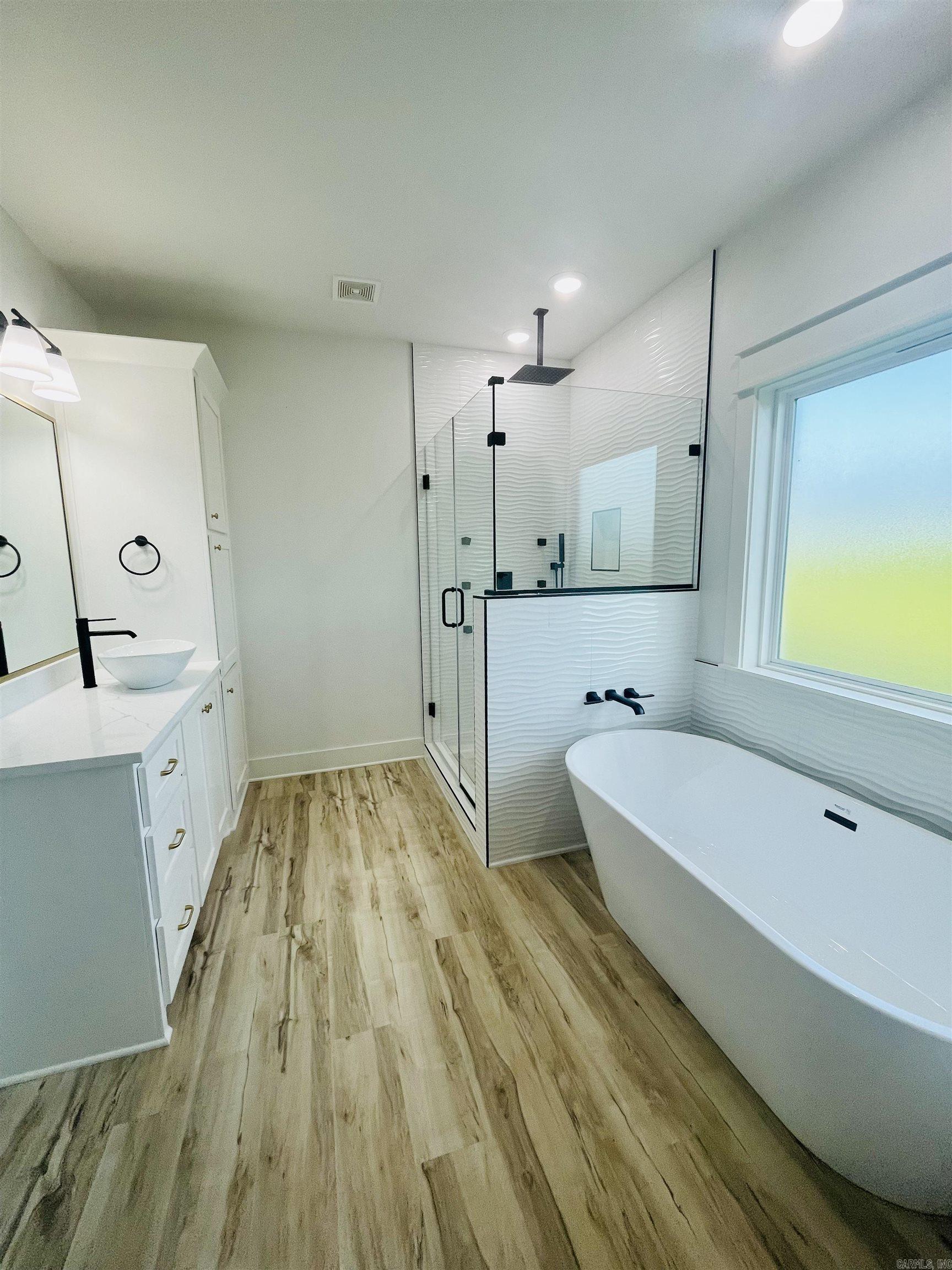 BELMONT ESTATES - Residential