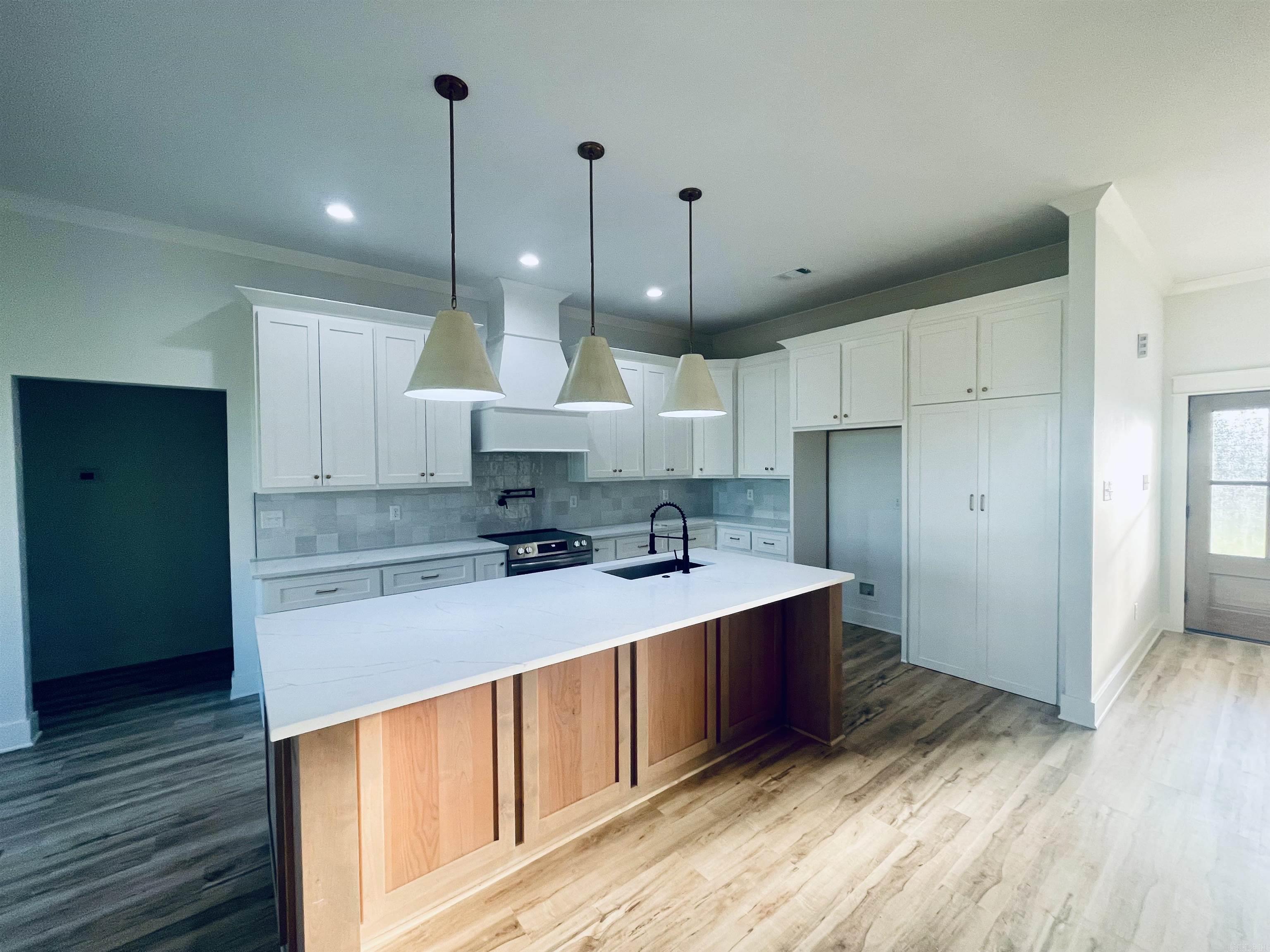 BELMONT ESTATES - Residential