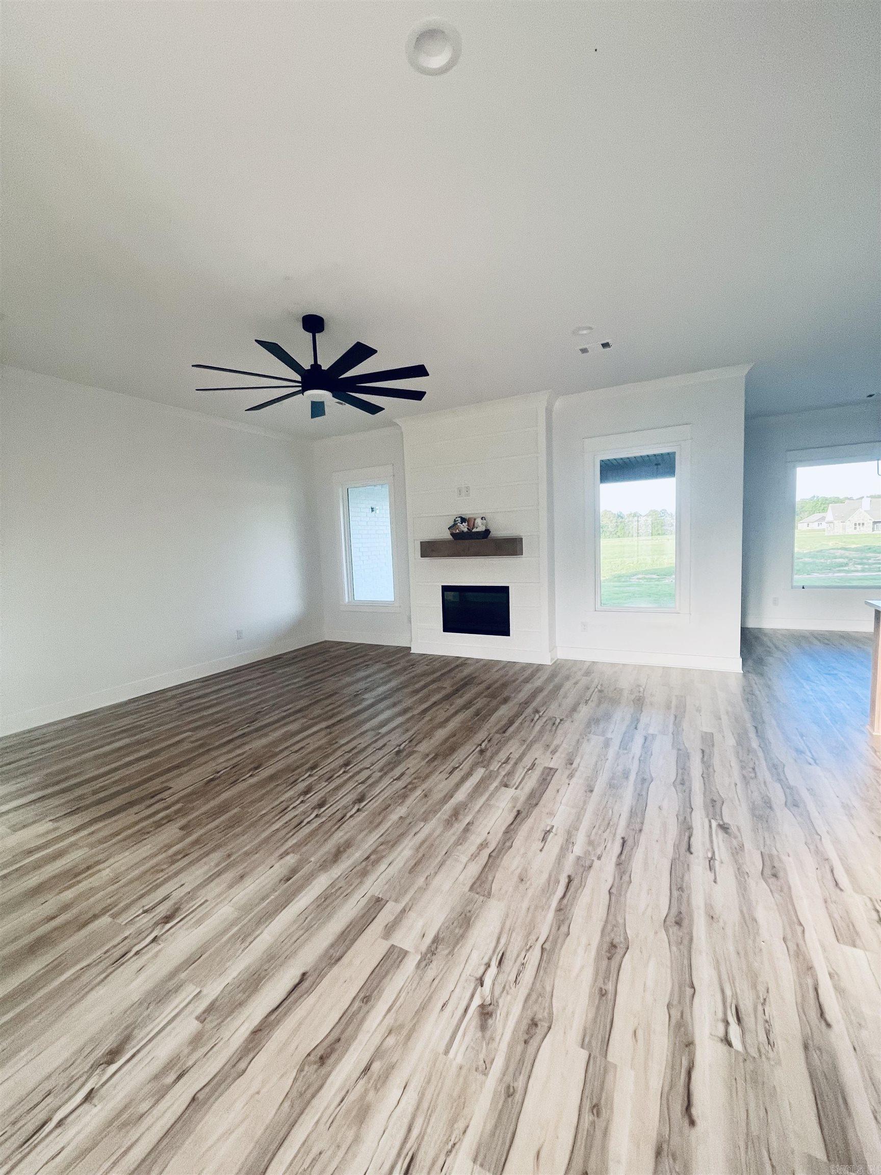 BELMONT ESTATES - Residential