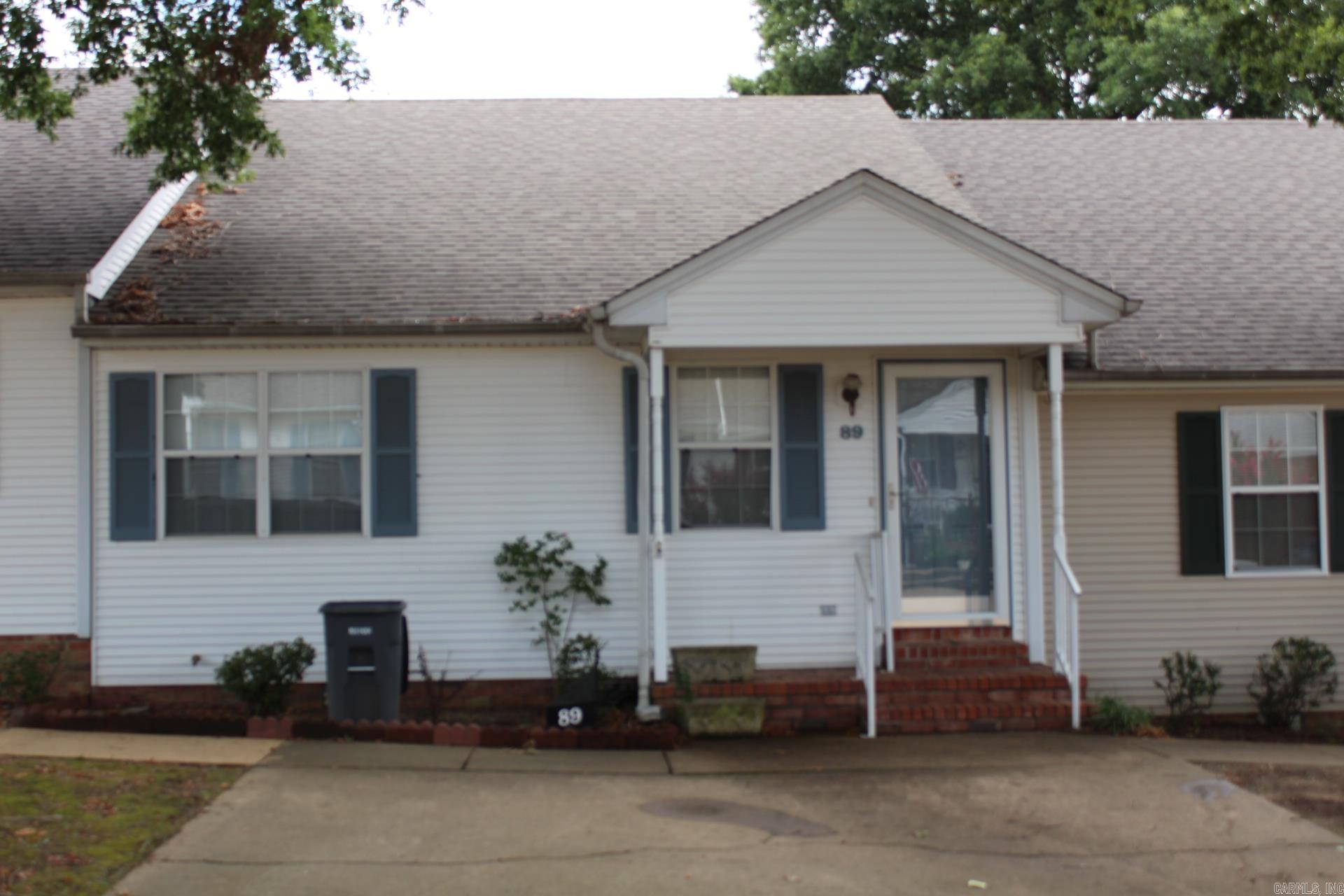 River Oaks Commons - Residential
