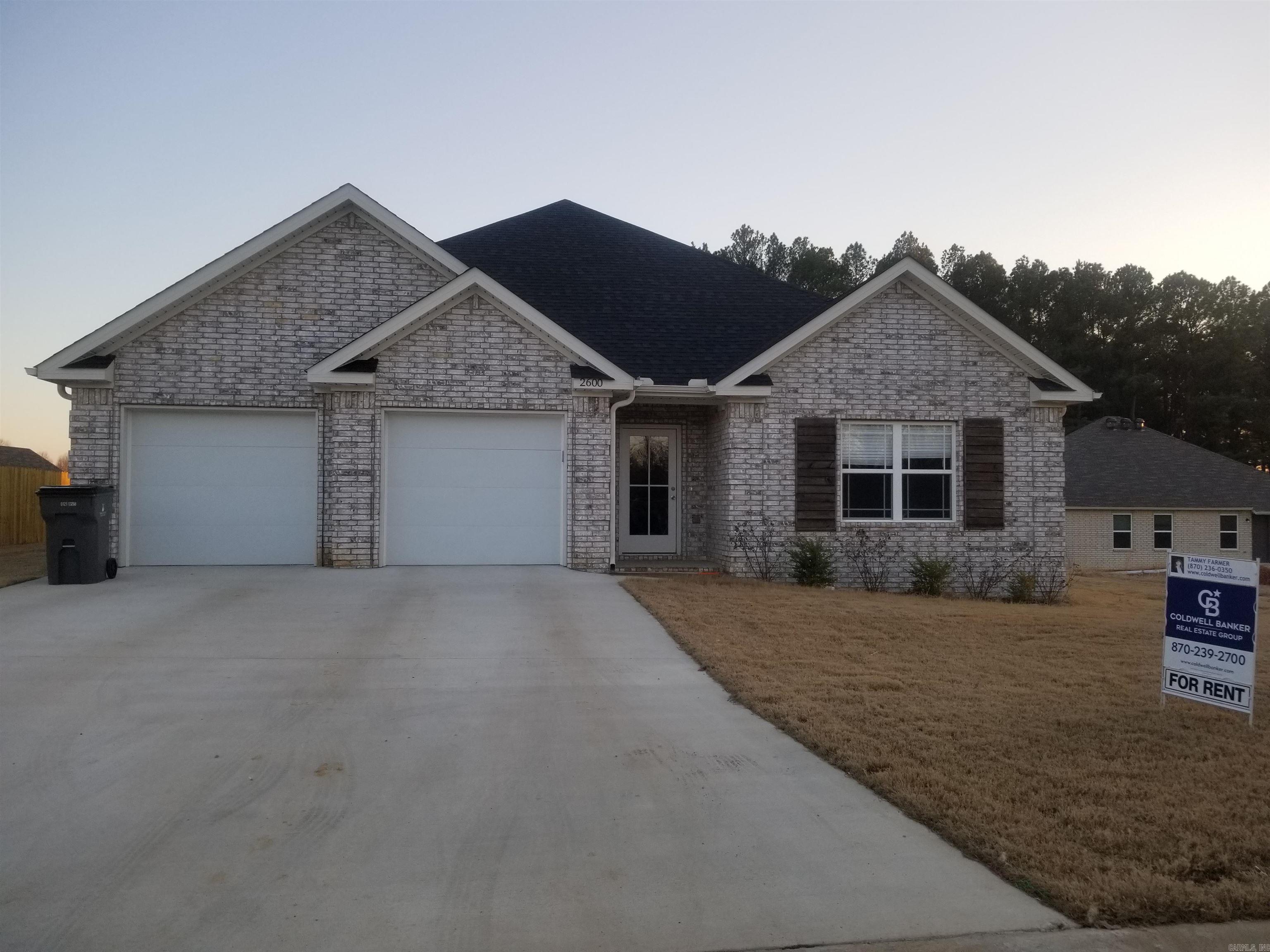 NEW CONTRUCTION 3BR/2BA HOME FOR RENT, NO PETS ALLOWED INSIDE OR OUTSIDE OF THE HOME.