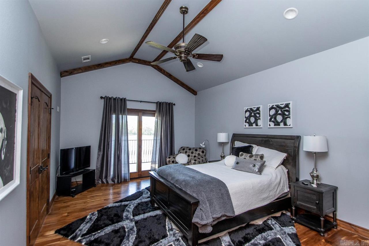 HURRICANE LAKE EST - Residential