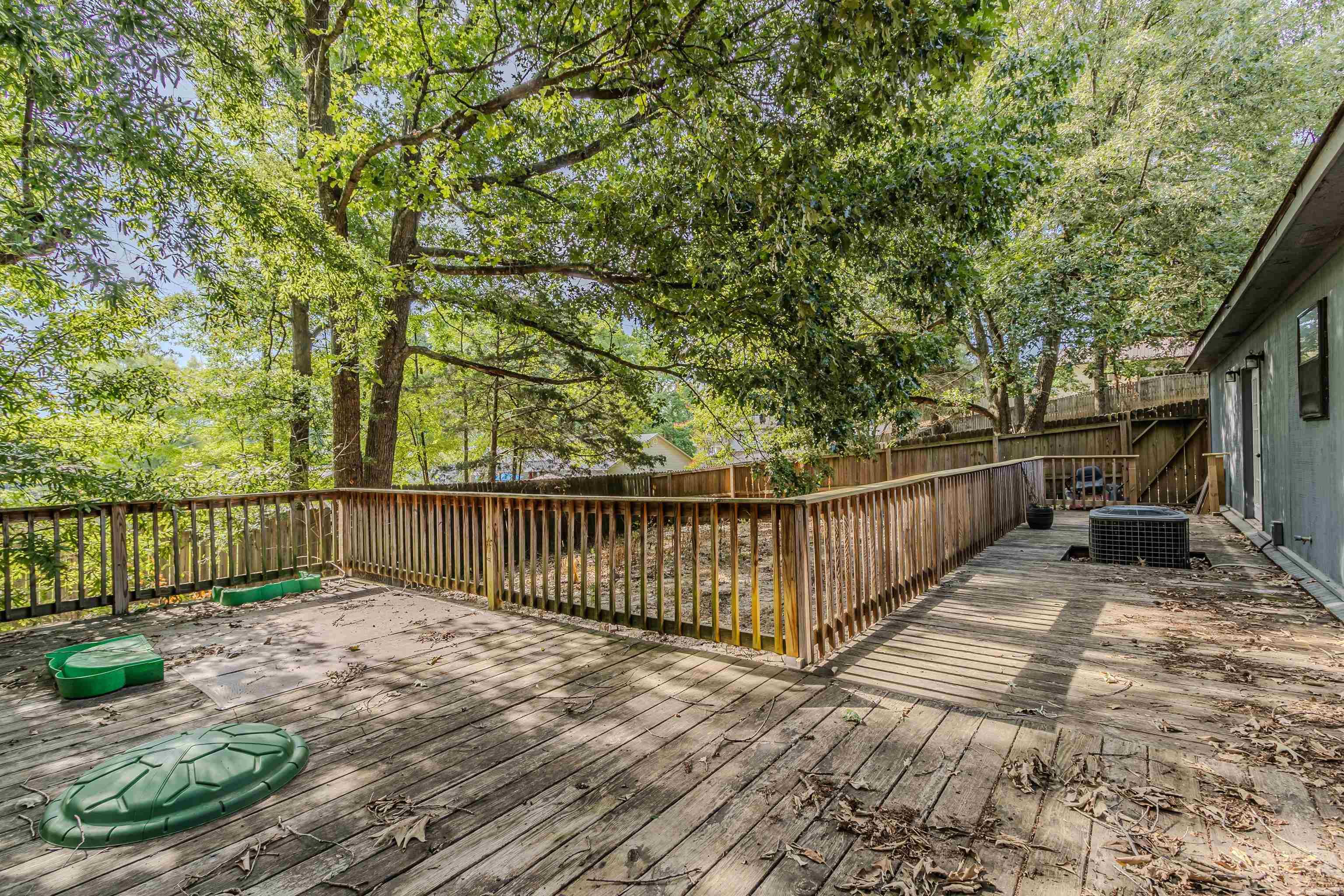 CROSS CREEK - Residential