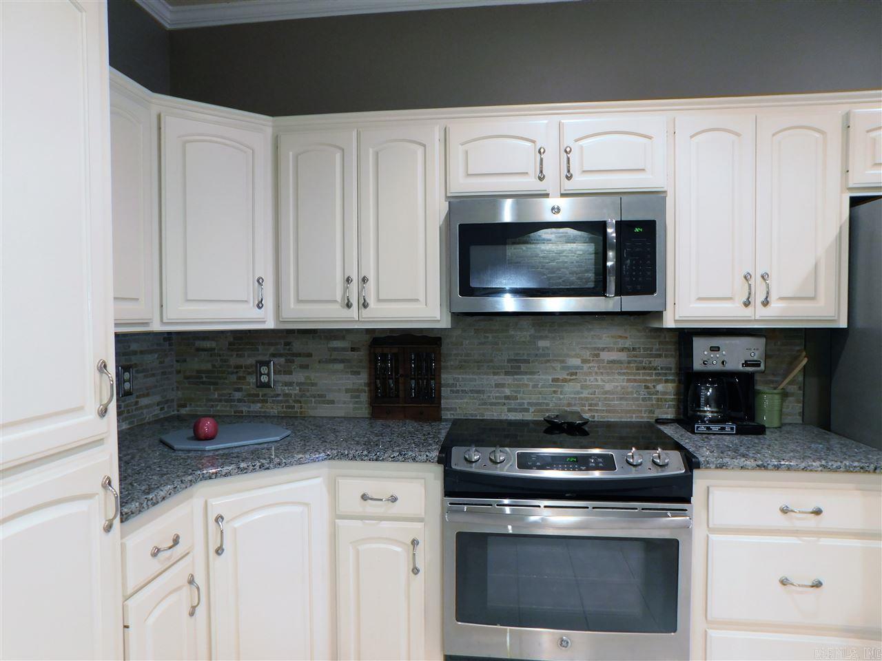 RIVER RIDGE - Residential