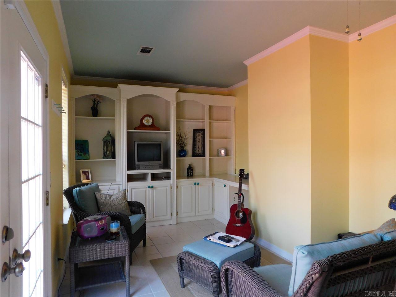 RIVER RIDGE - Residential