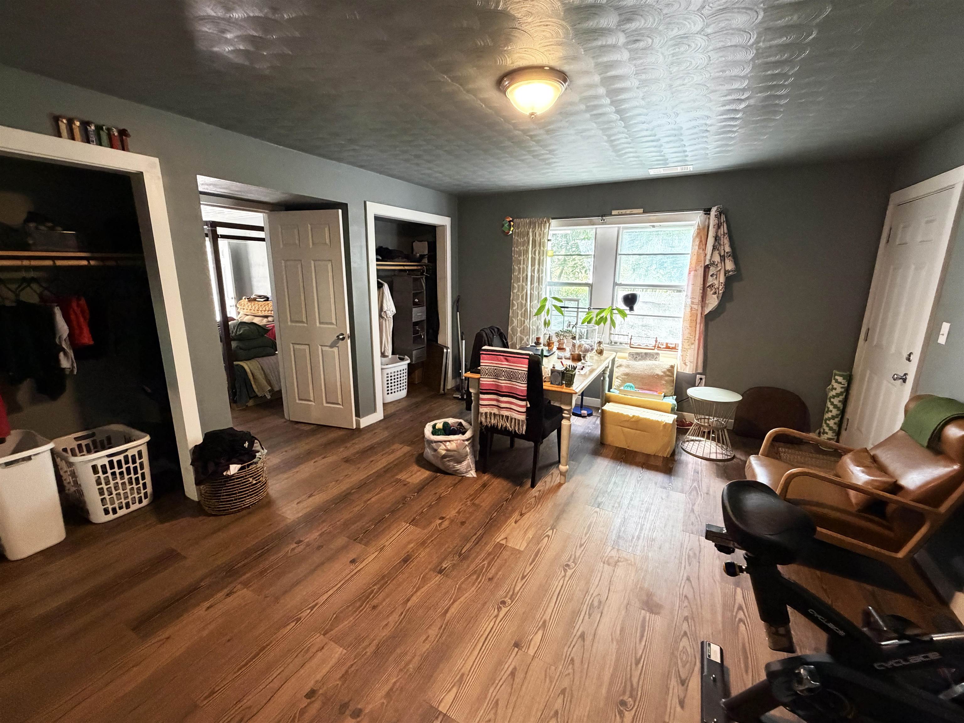 PIONEER PARK - Residential