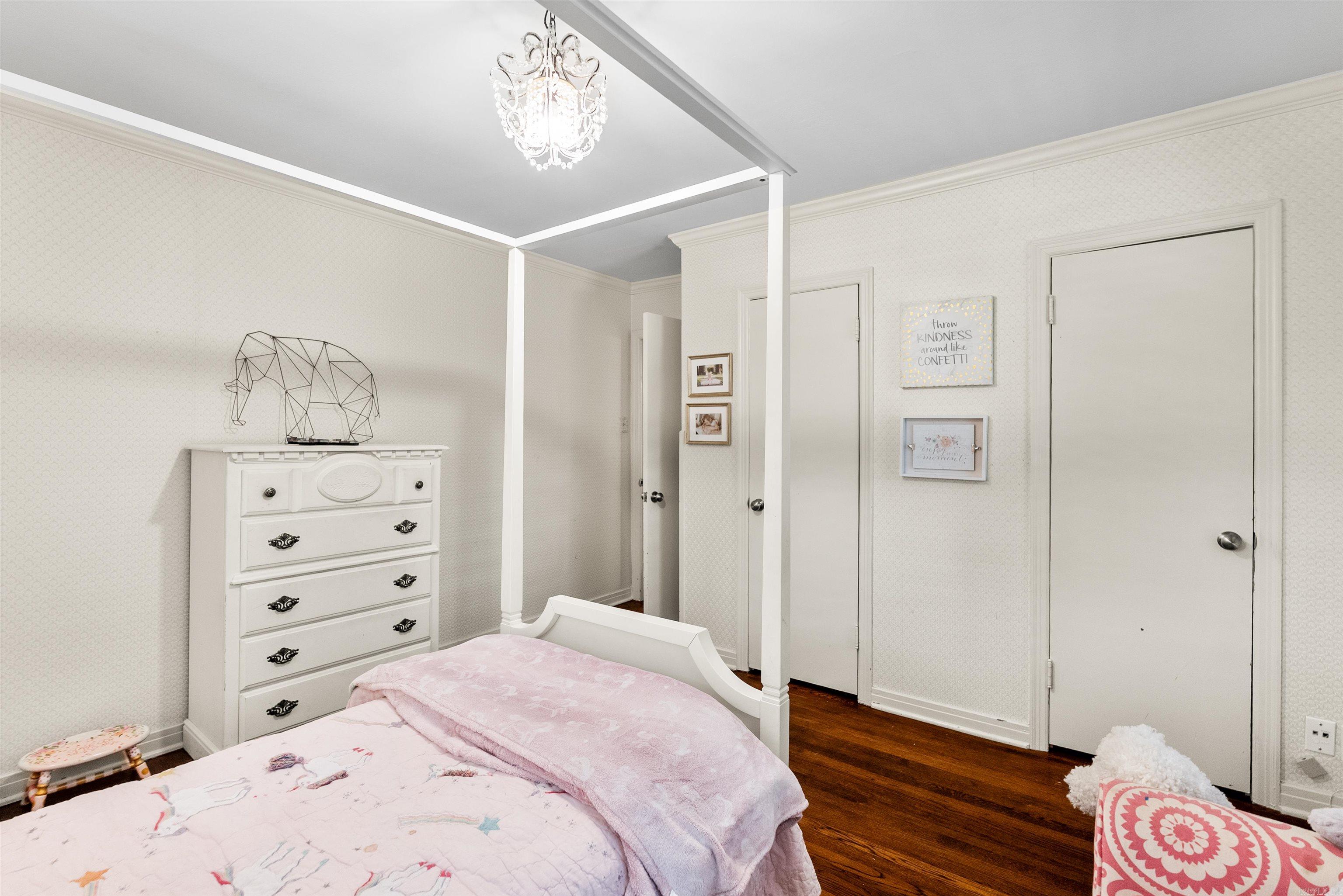 KINGWOOD PLACE - Residential