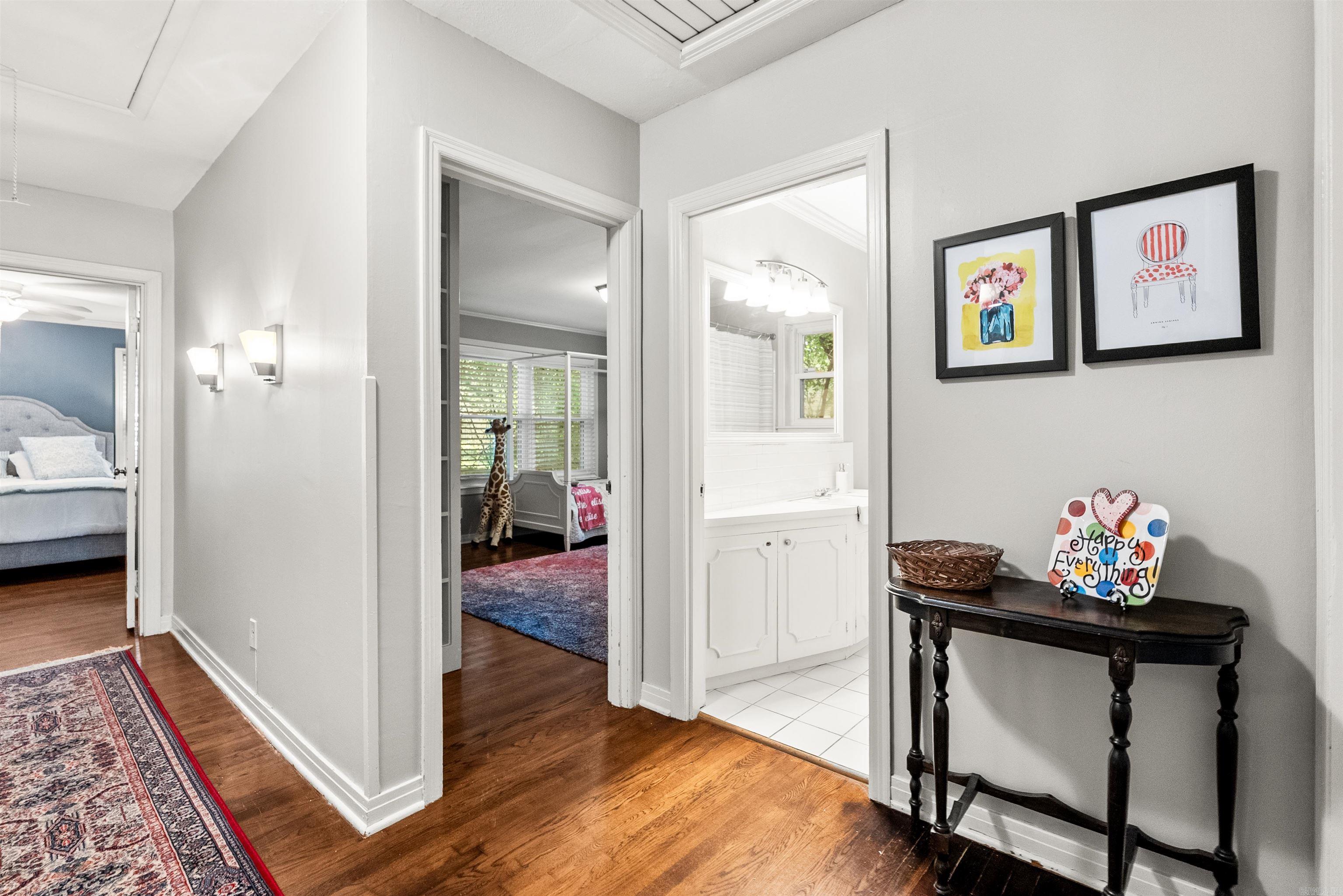 KINGWOOD PLACE - Residential