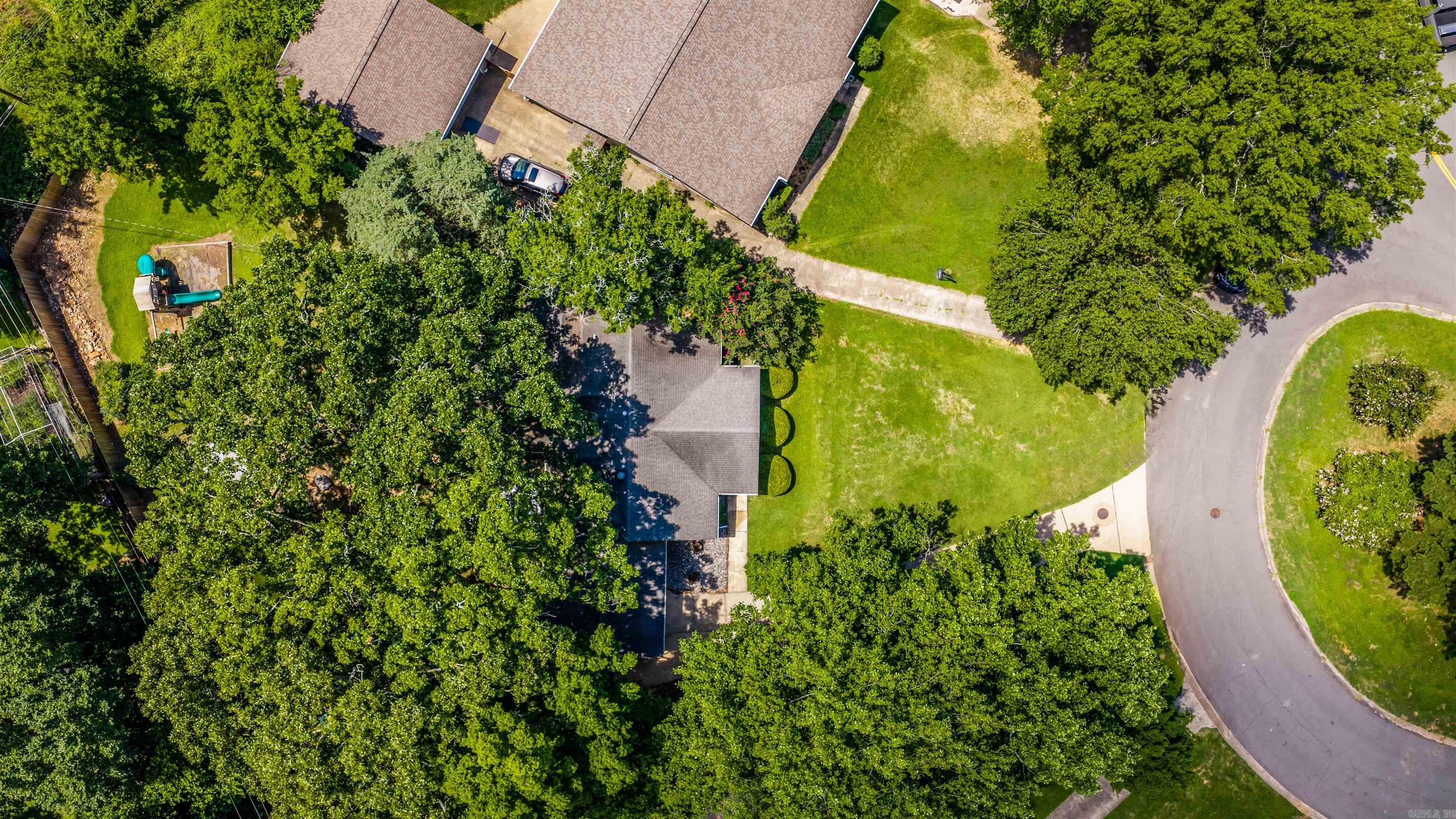 KINGWOOD PLACE - Residential
