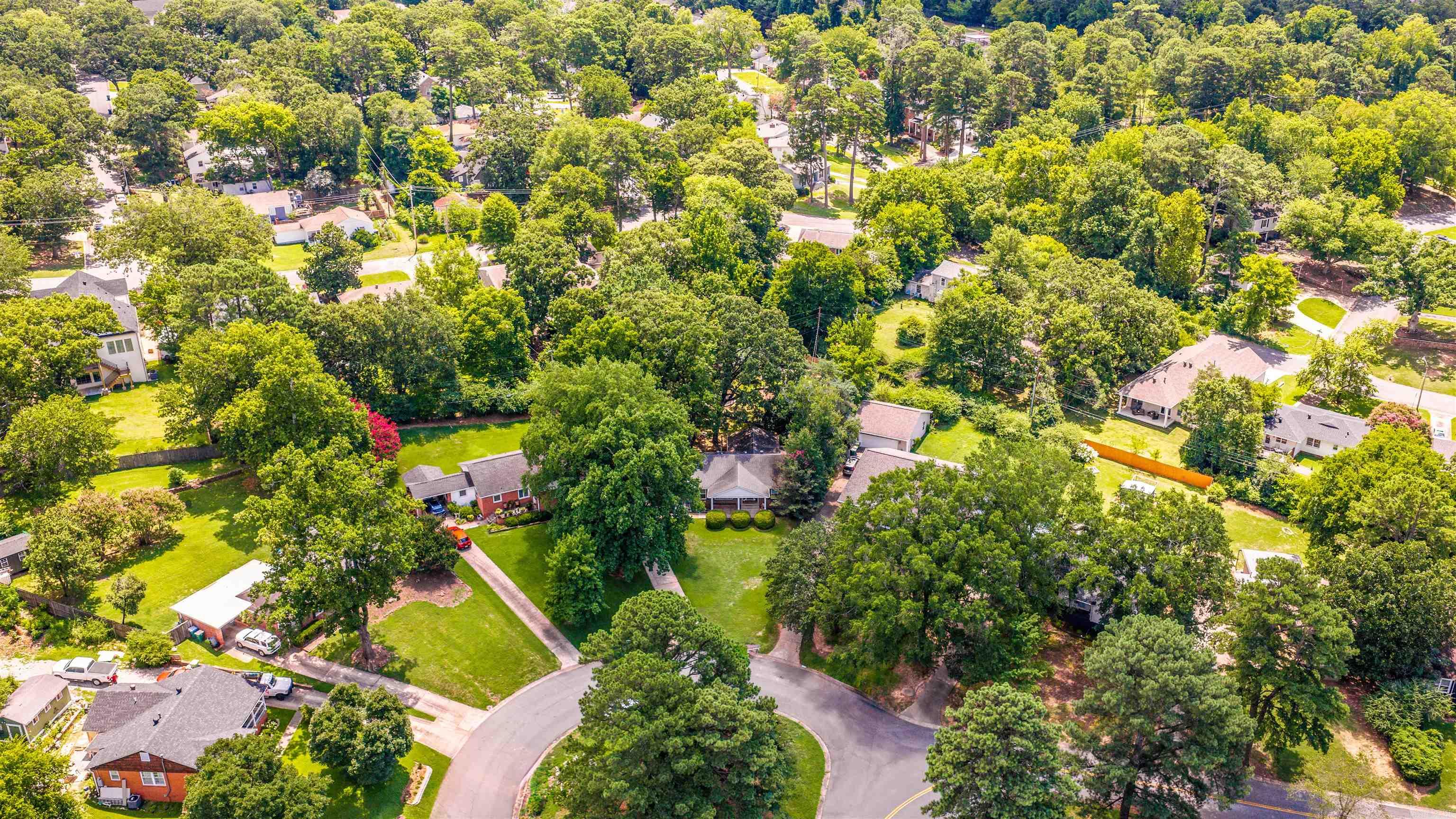 KINGWOOD PLACE - Residential