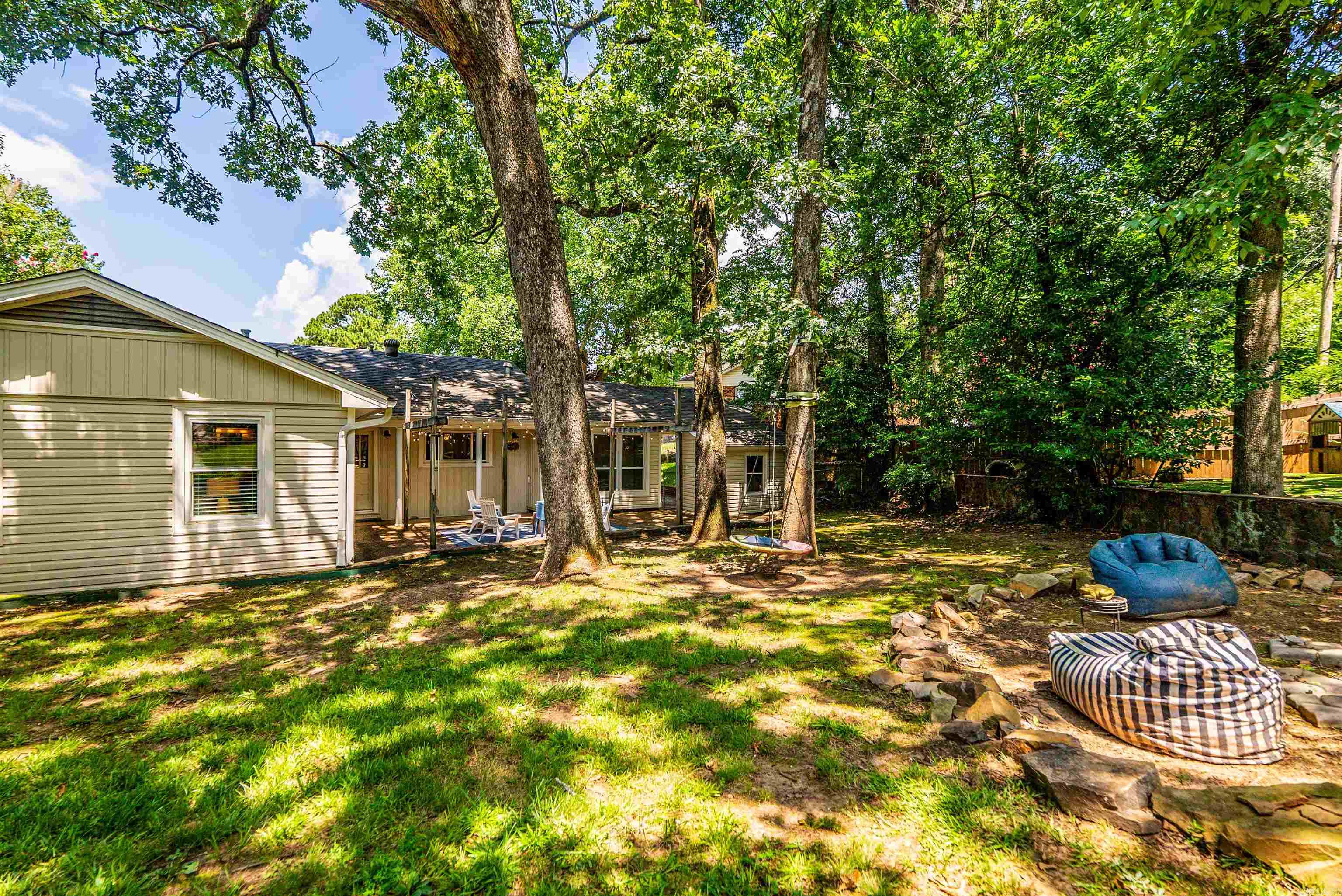 KINGWOOD PLACE - Residential