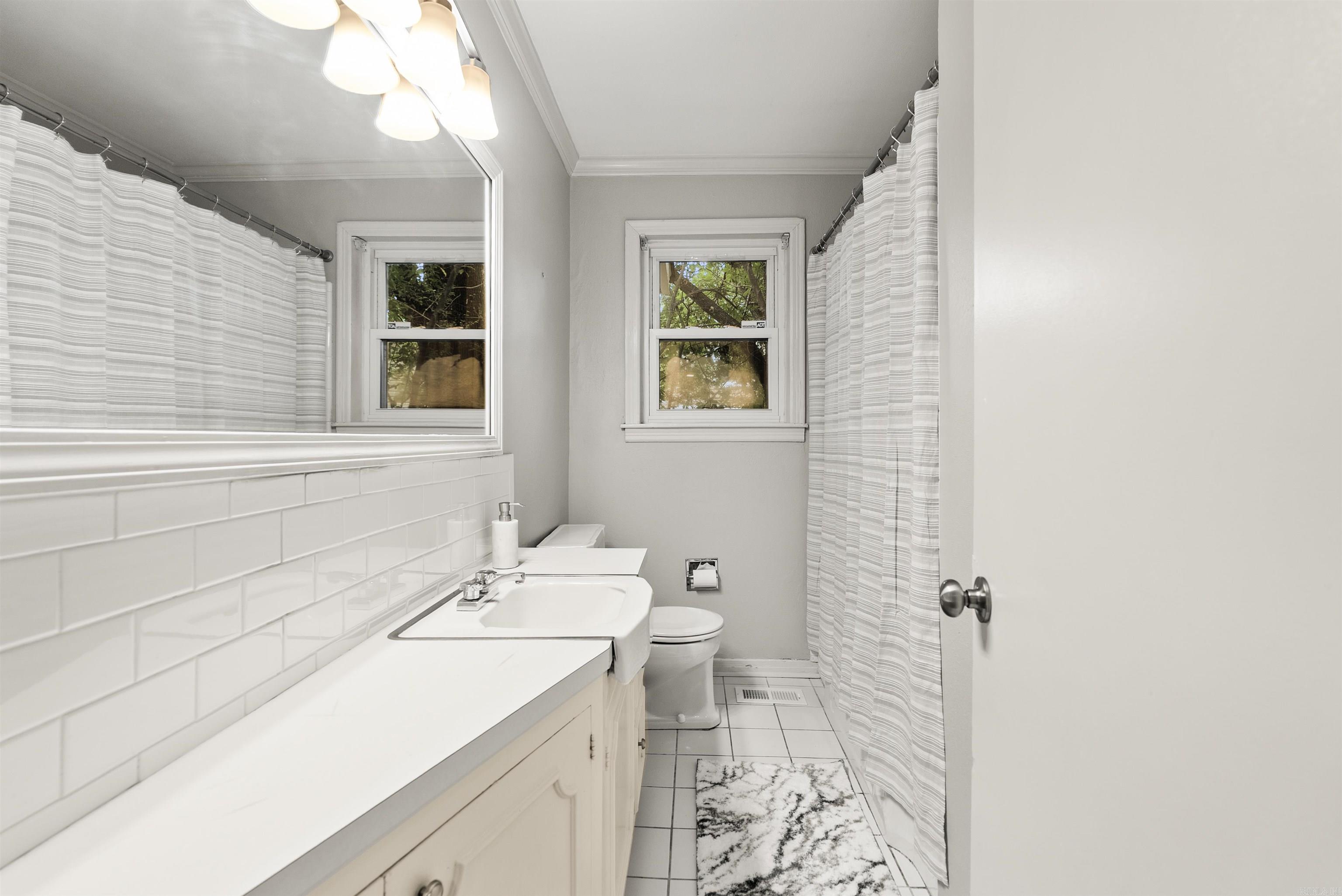 KINGWOOD PLACE - Residential