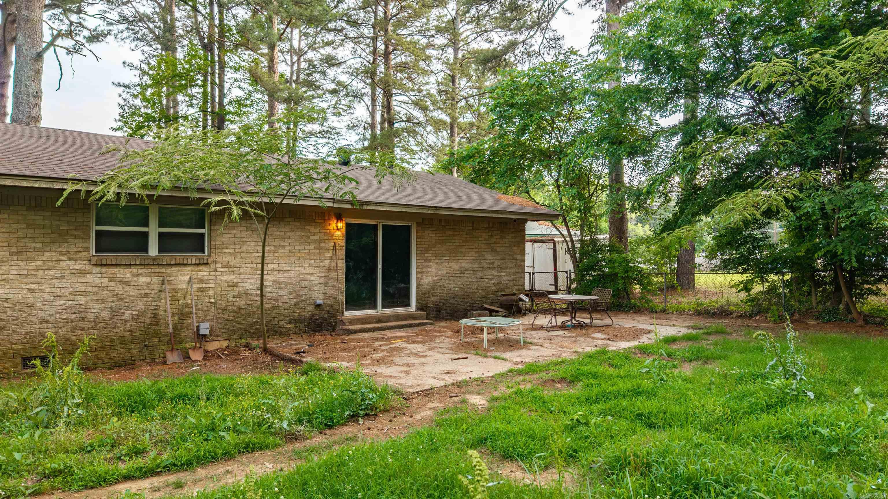 SUGGS J A - Residential