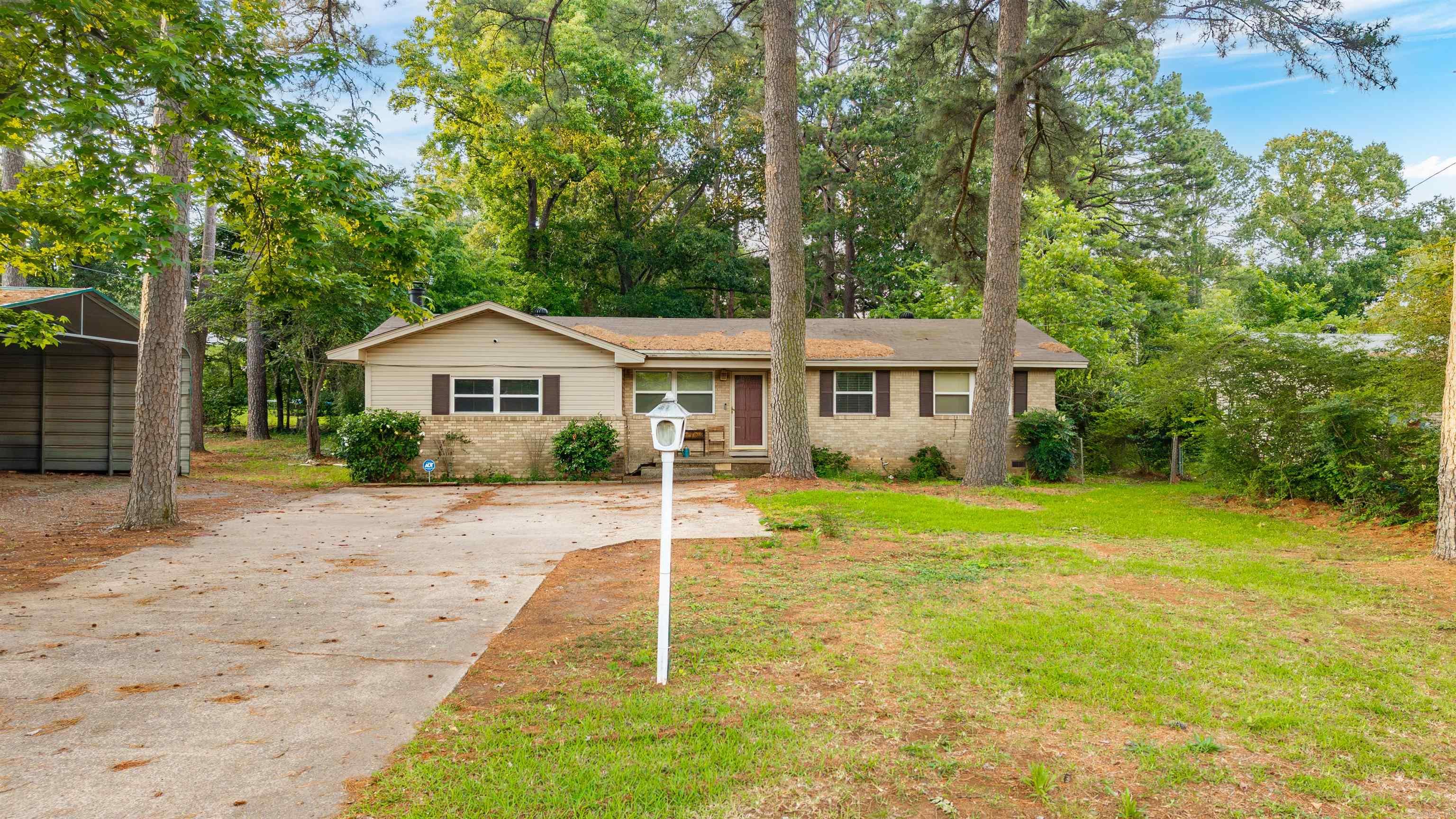 SUGGS J A - Residential