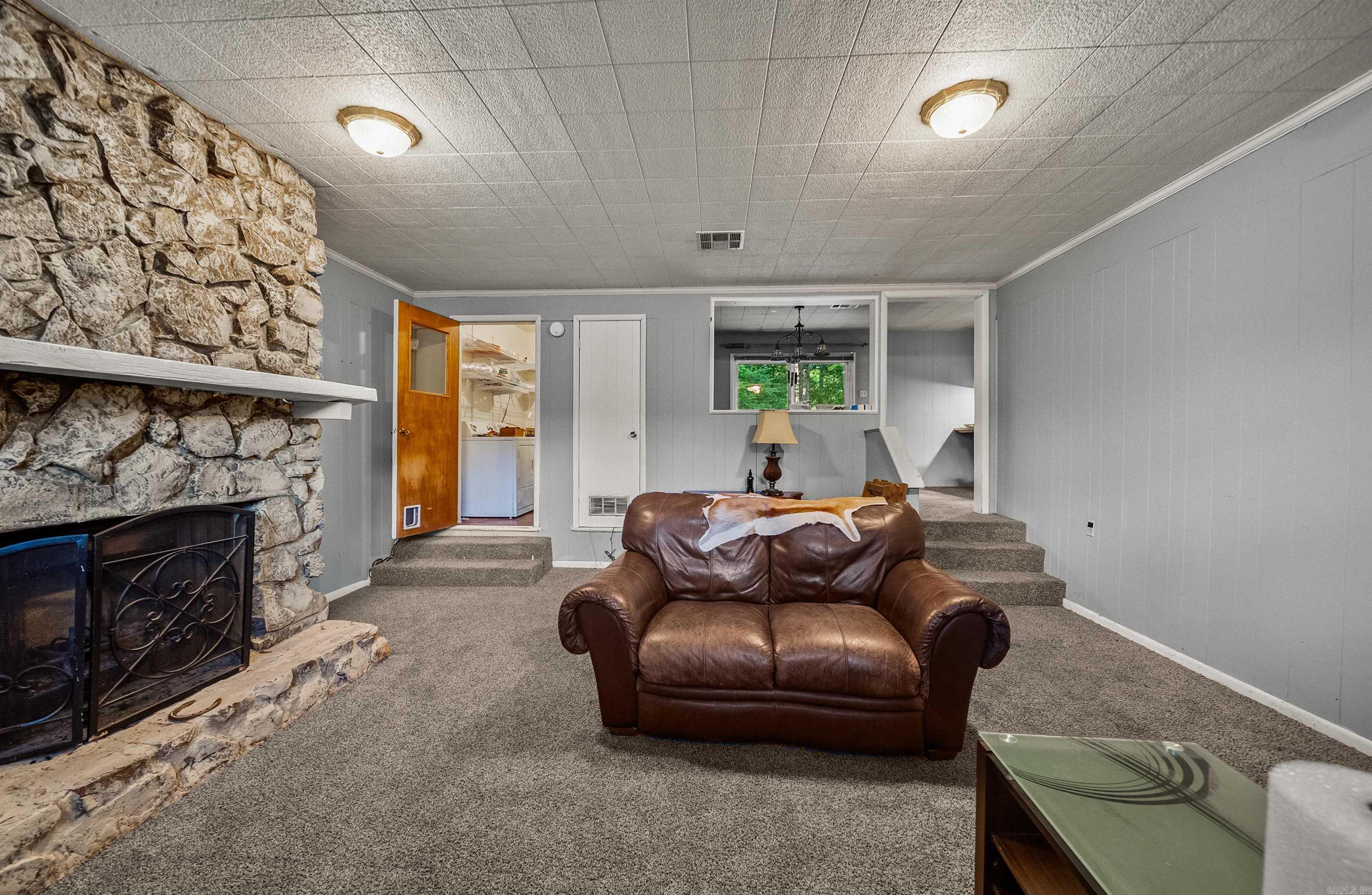 SUGGS J A - Residential