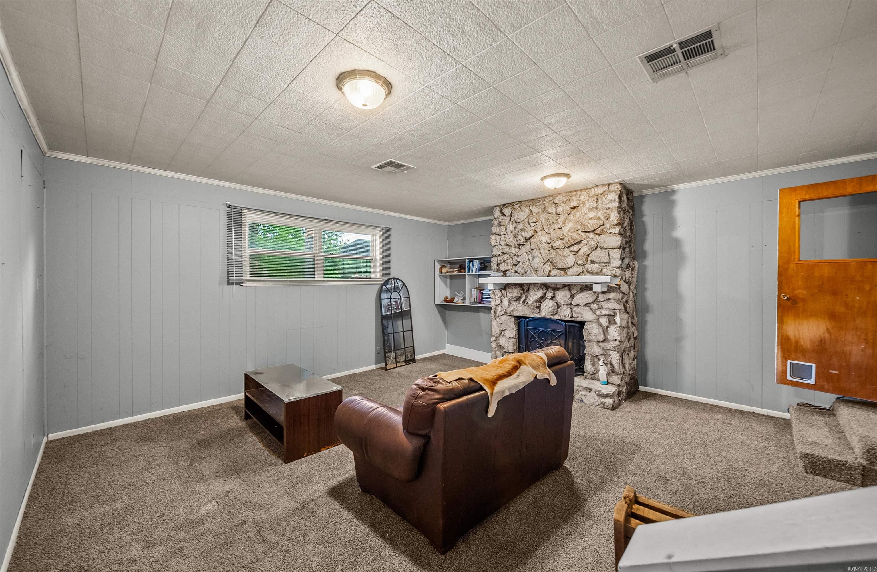 SUGGS J A - Residential