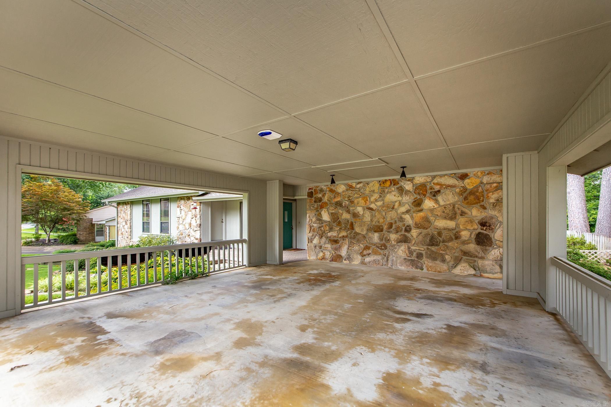 NAPLE HEIGHTS - Residential