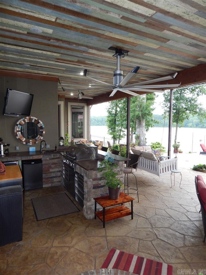 WESTSHORE ADDN HURRICANE LAKE ES - Residential